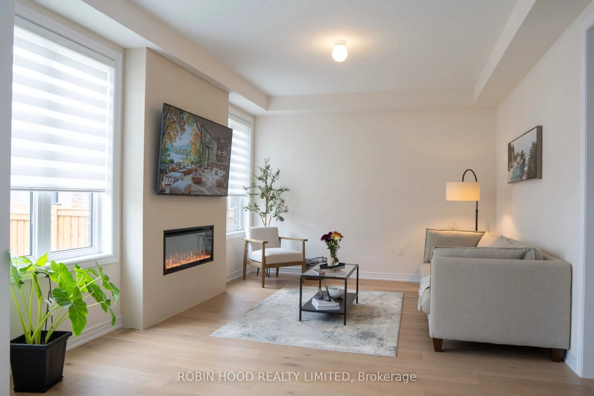 896 Apple Terrace