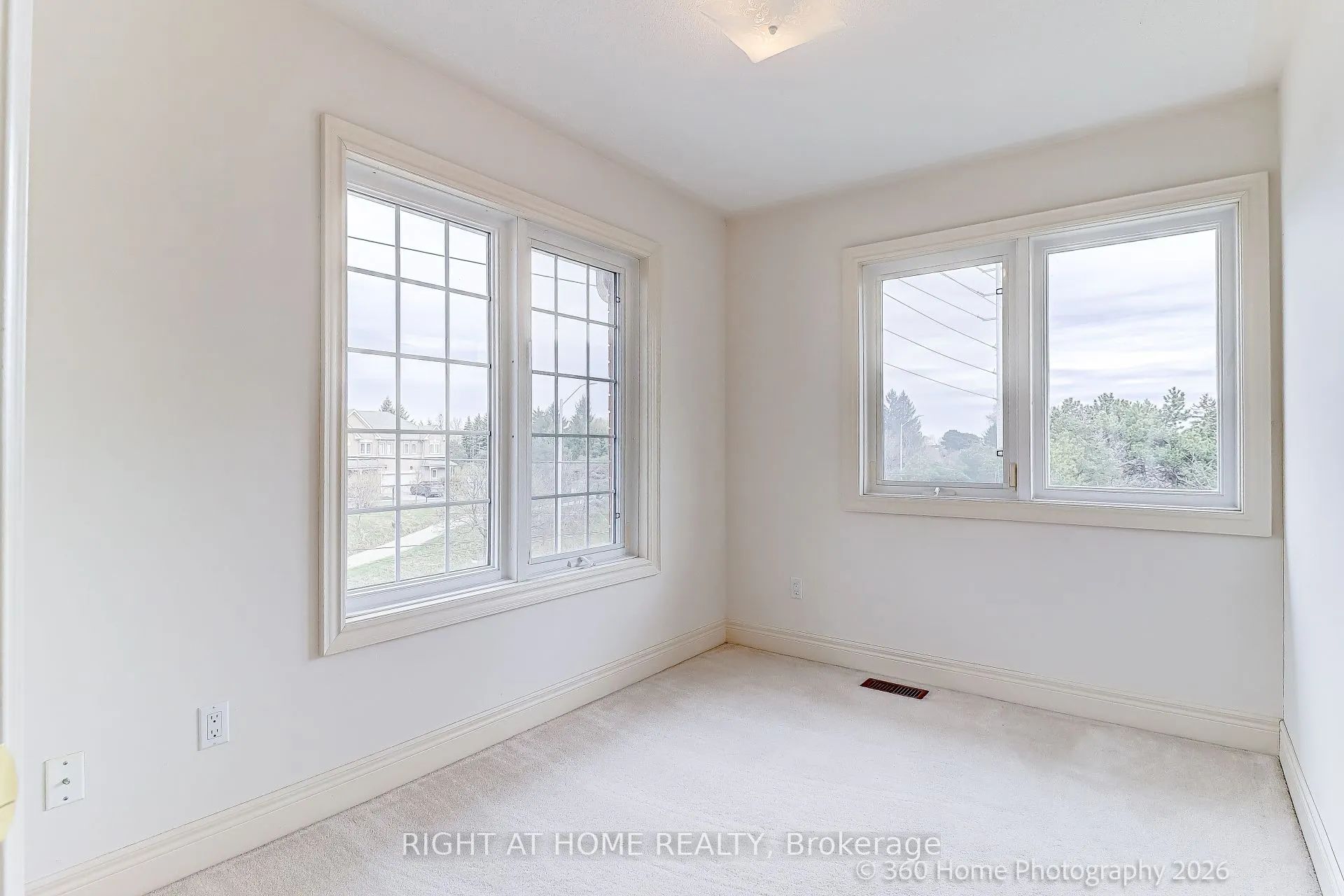 1130 Cawthra Road #2