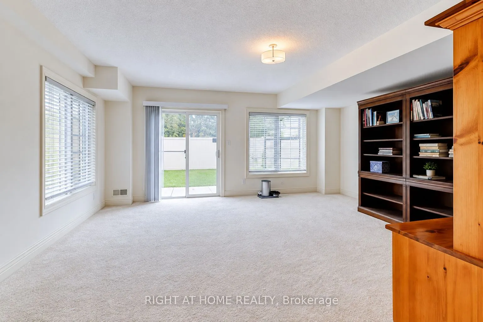 1130 Cawthra Road #2