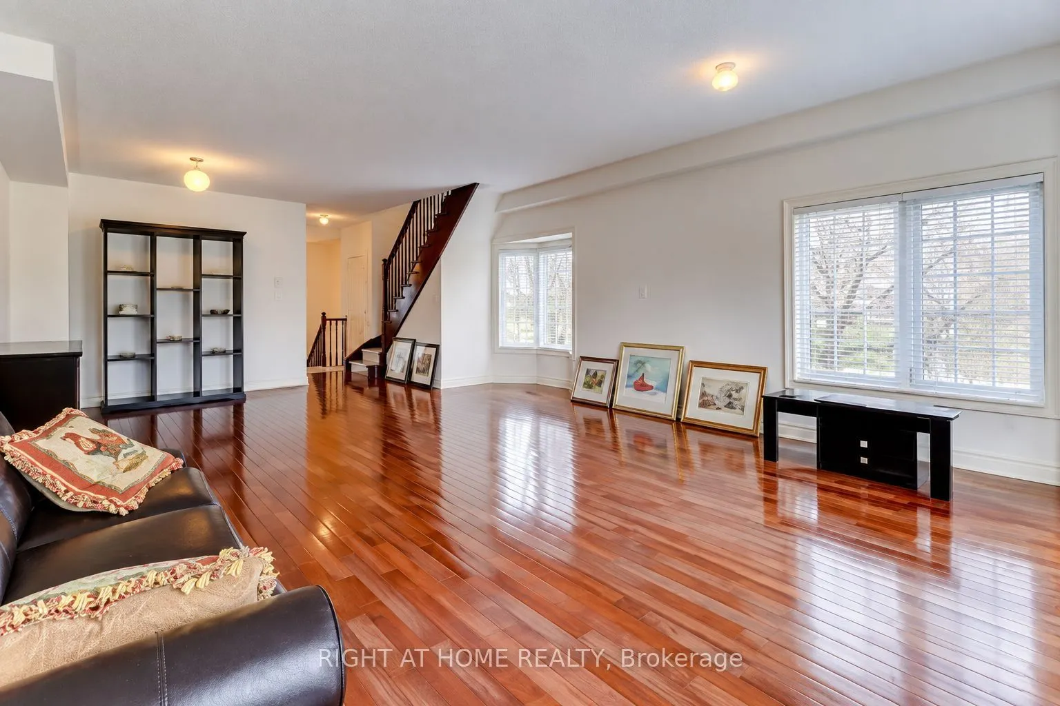 1130 Cawthra Road #2