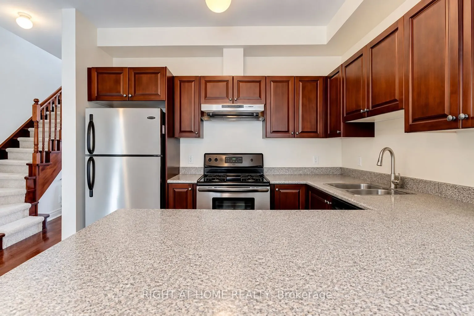 1130 Cawthra Road #2