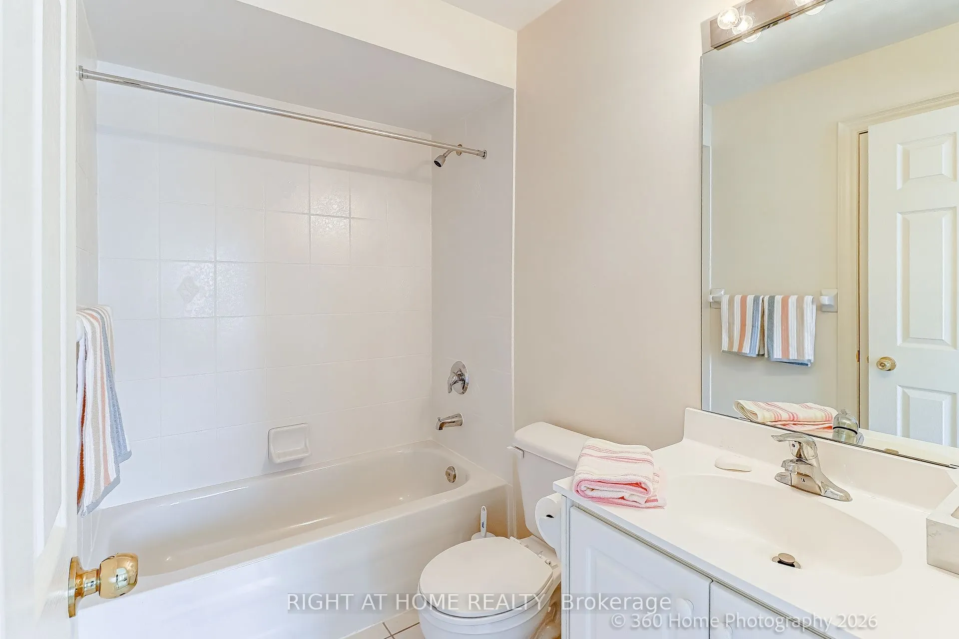 1130 Cawthra Road #2