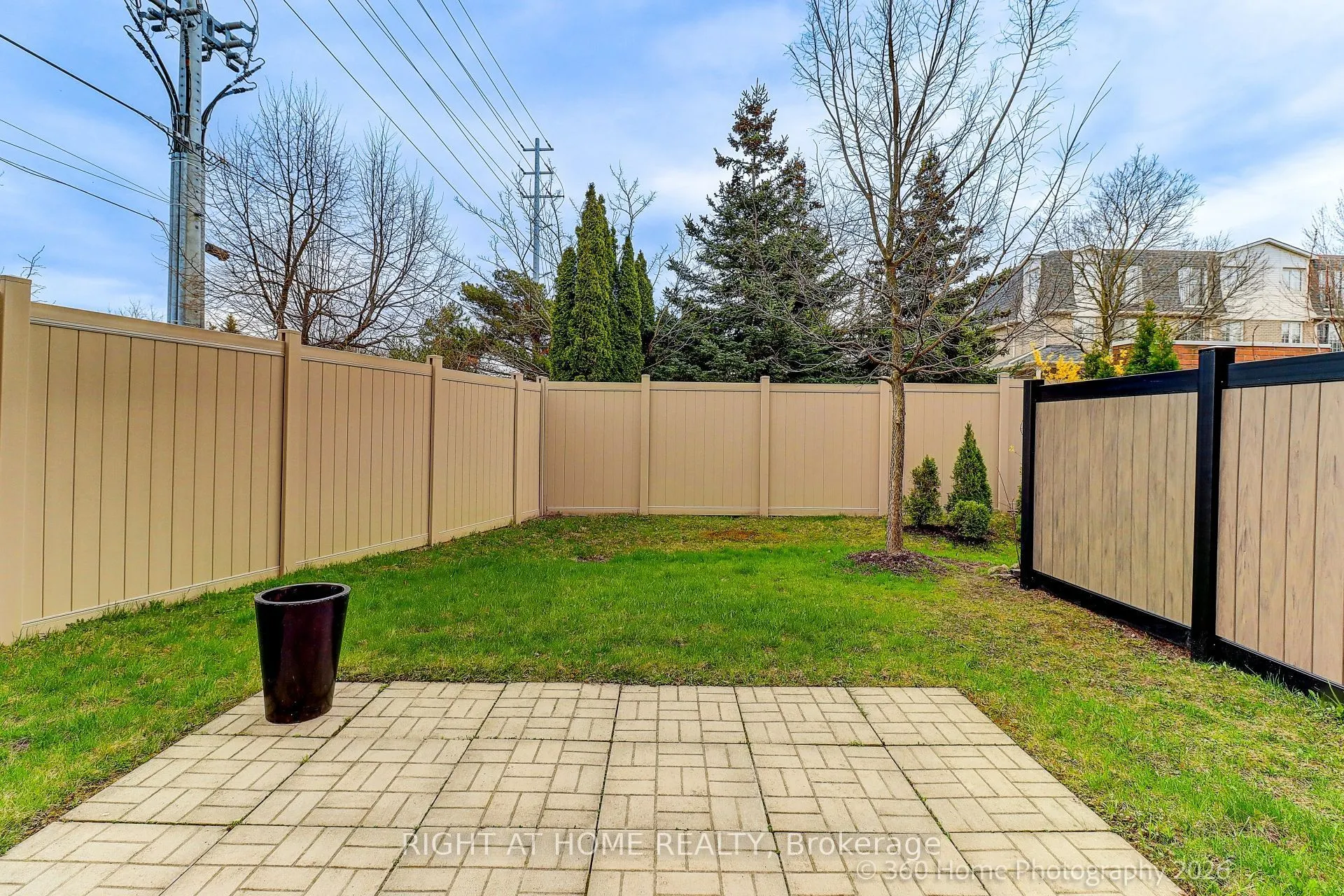 1130 Cawthra Road #2