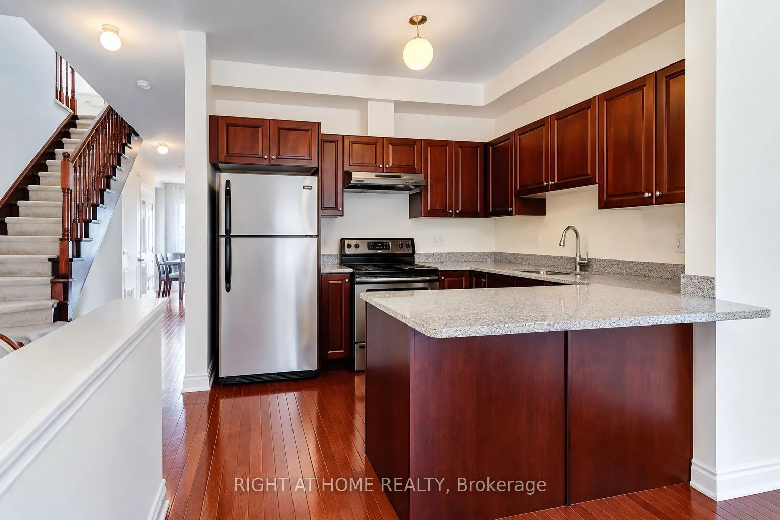 1130 Cawthra Road #2