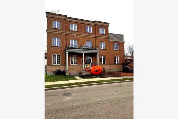 66 Leitch Avenue