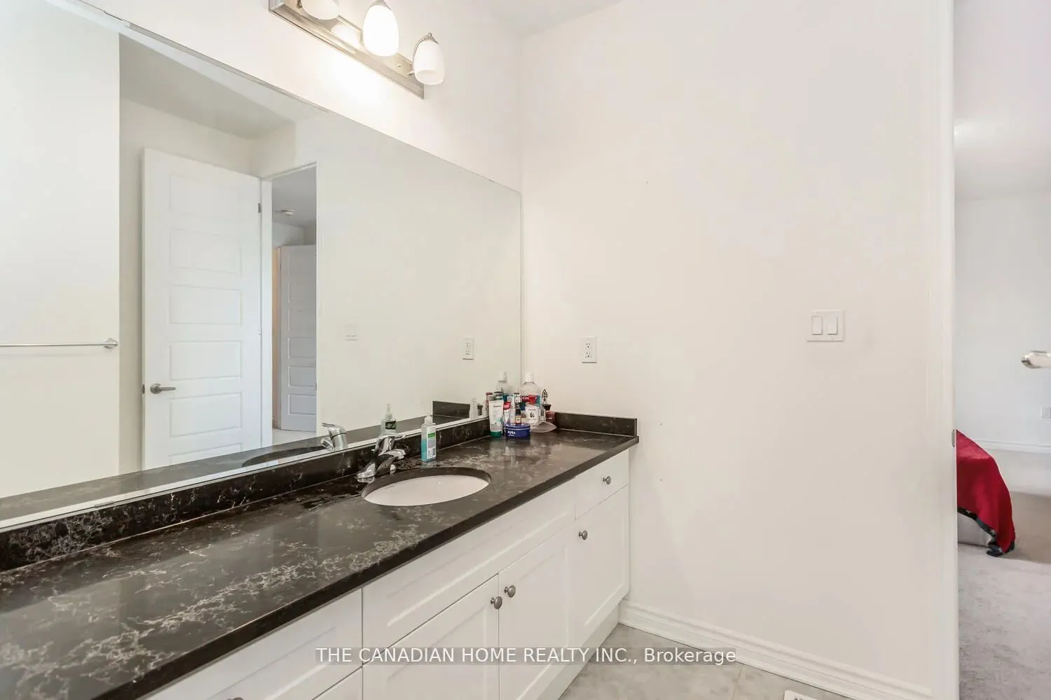 1261 Rose Way