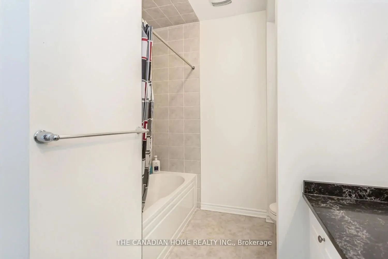 1261 Rose Way