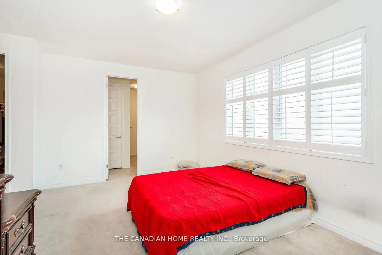 1261 Rose Way