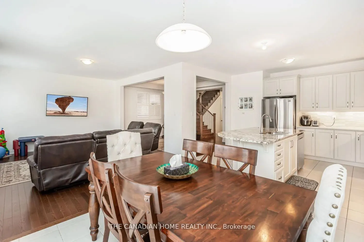 1261 Rose Way