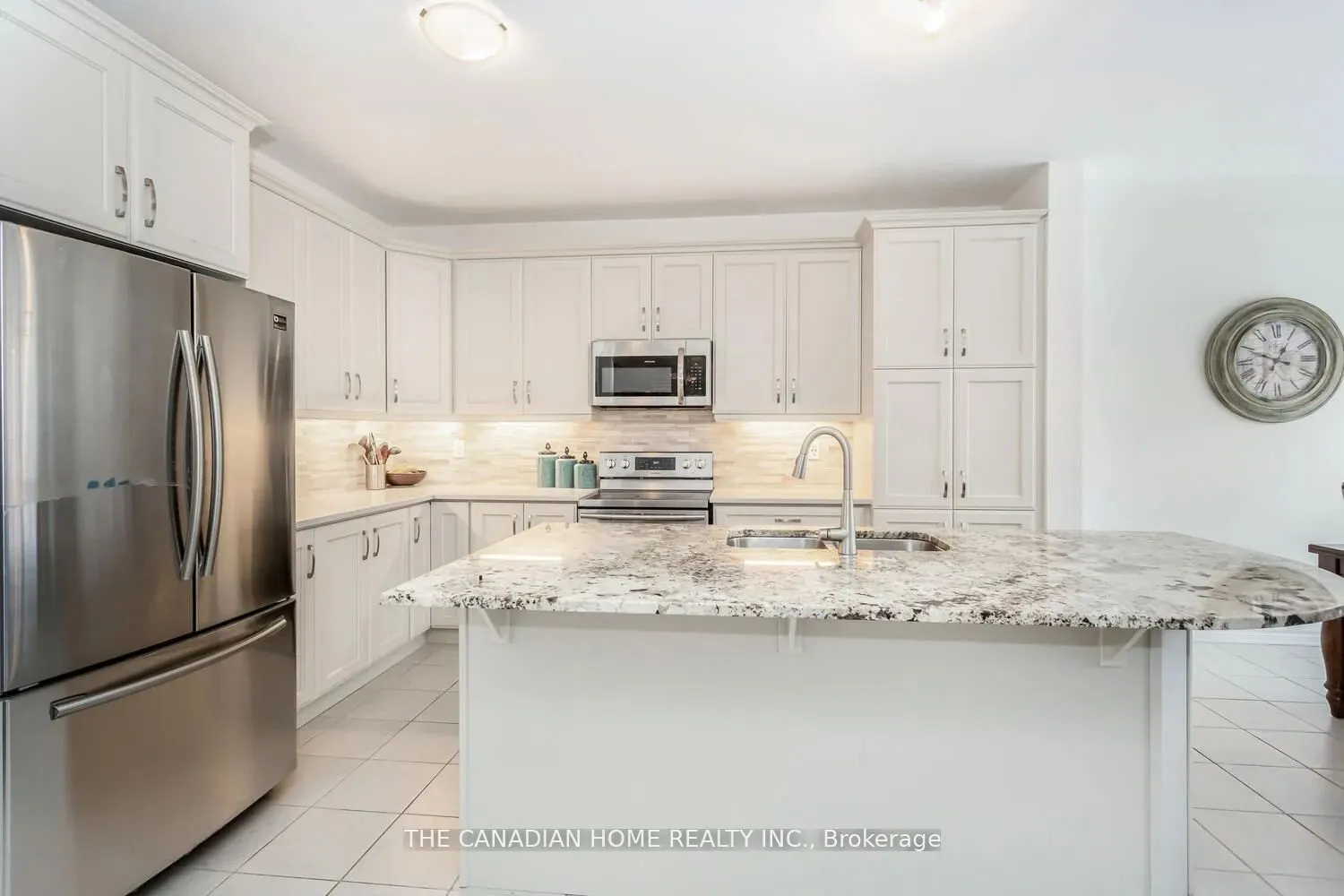 1261 Rose Way