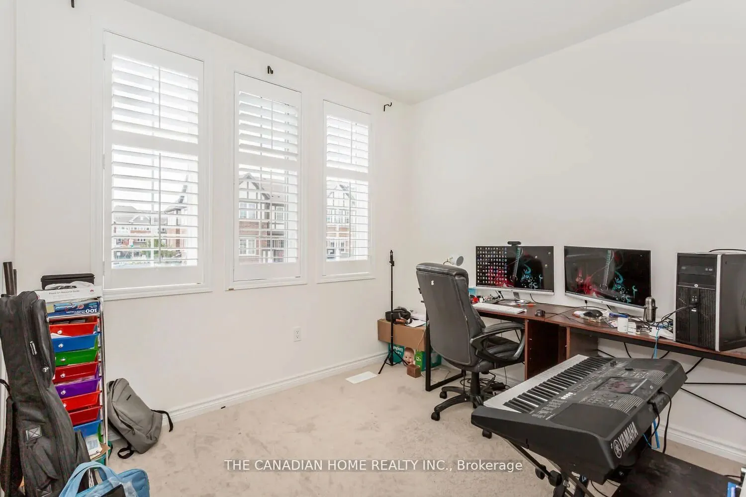 1261 Rose Way
