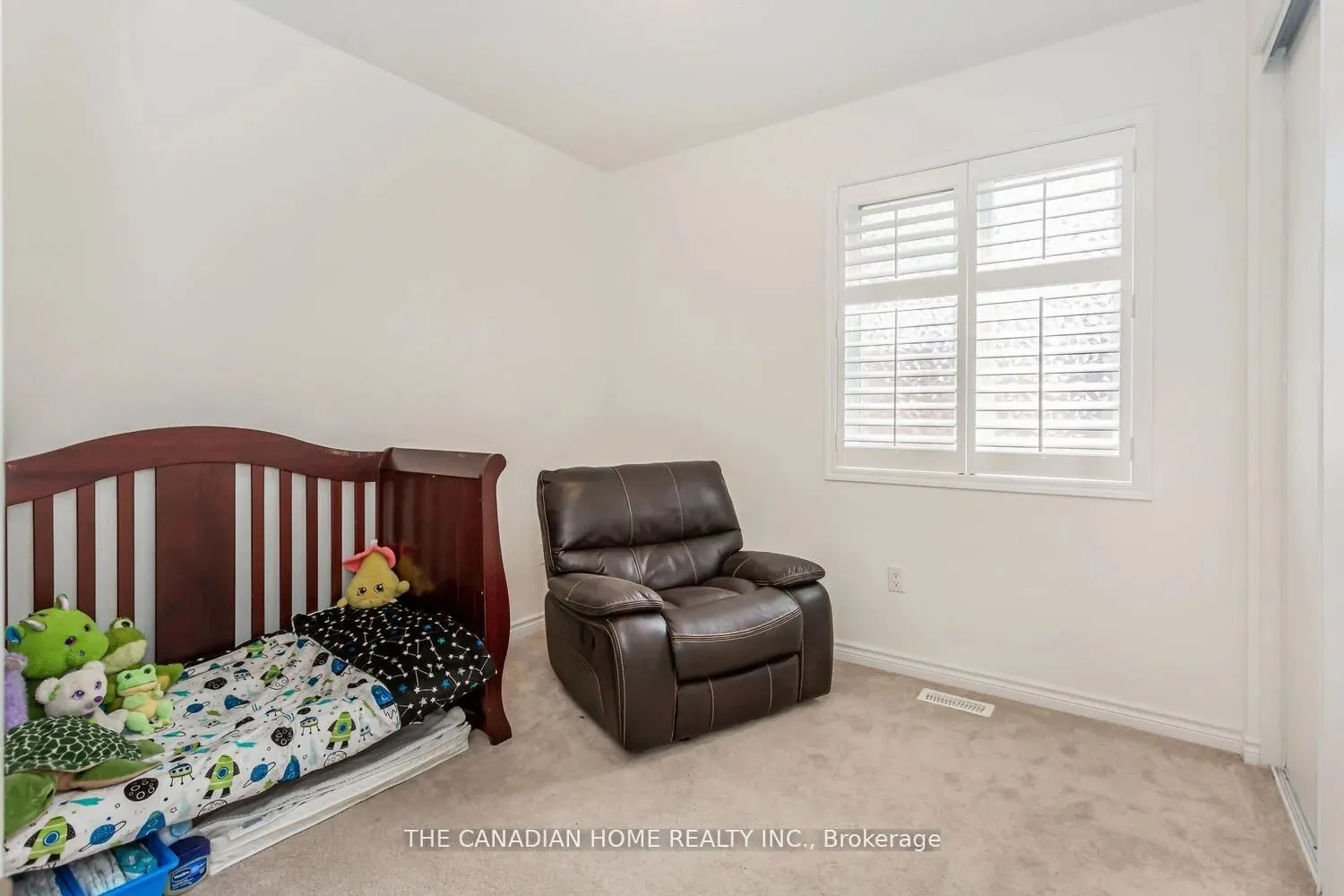 1261 Rose Way