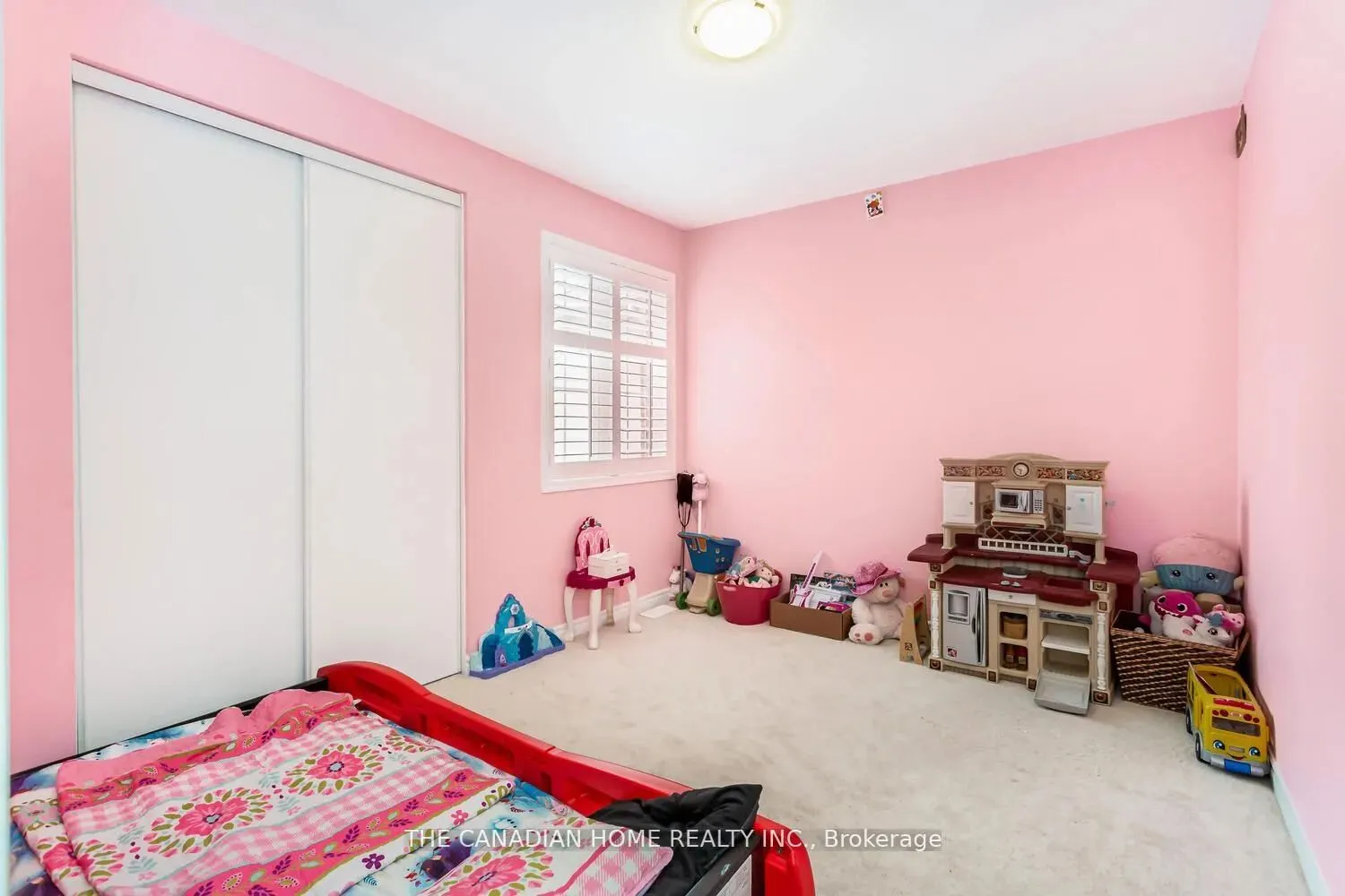 1261 Rose Way