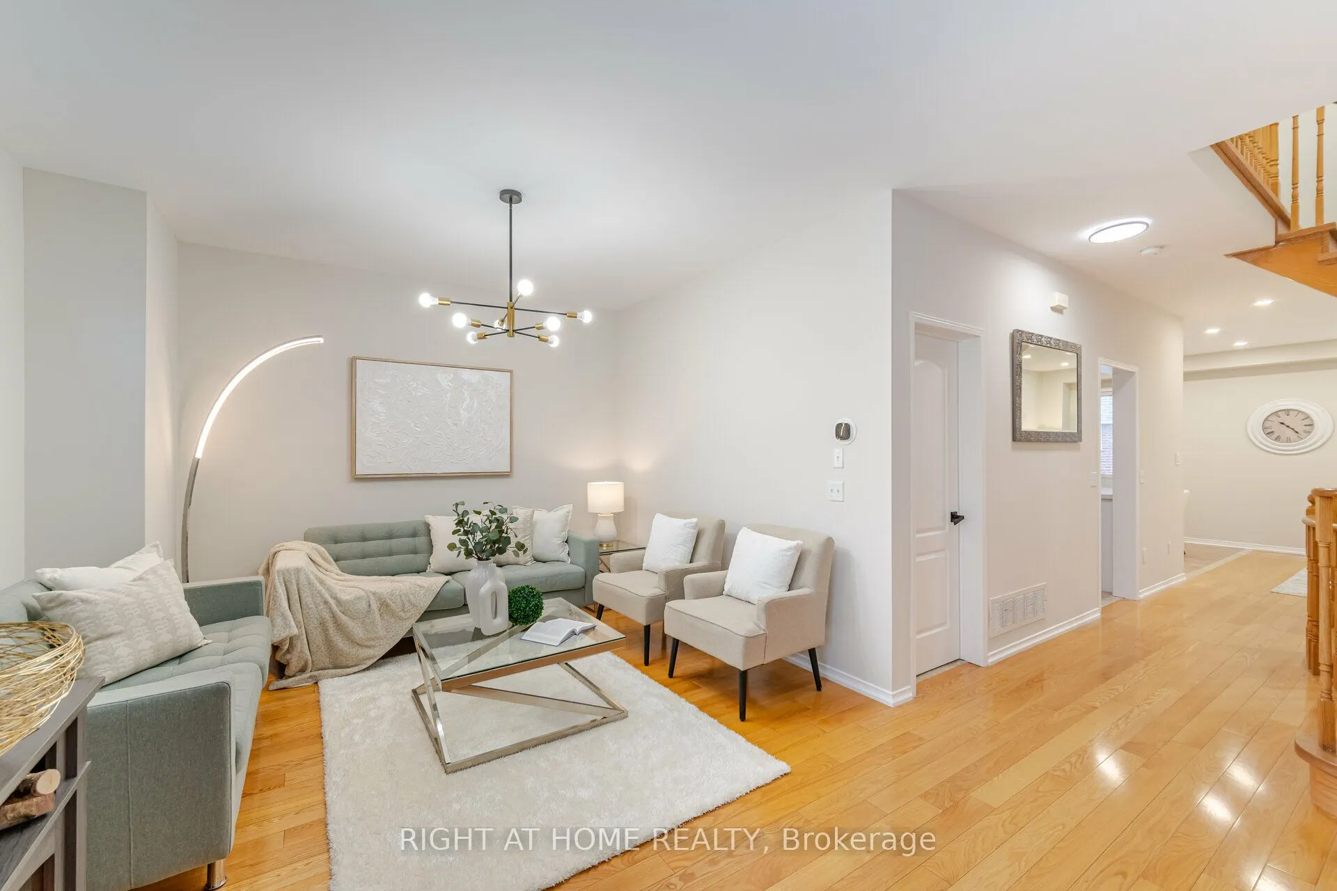 3388 Southwick Street