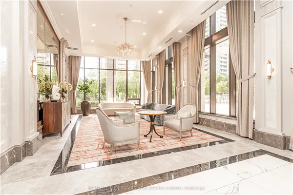 30 Elm Drive W