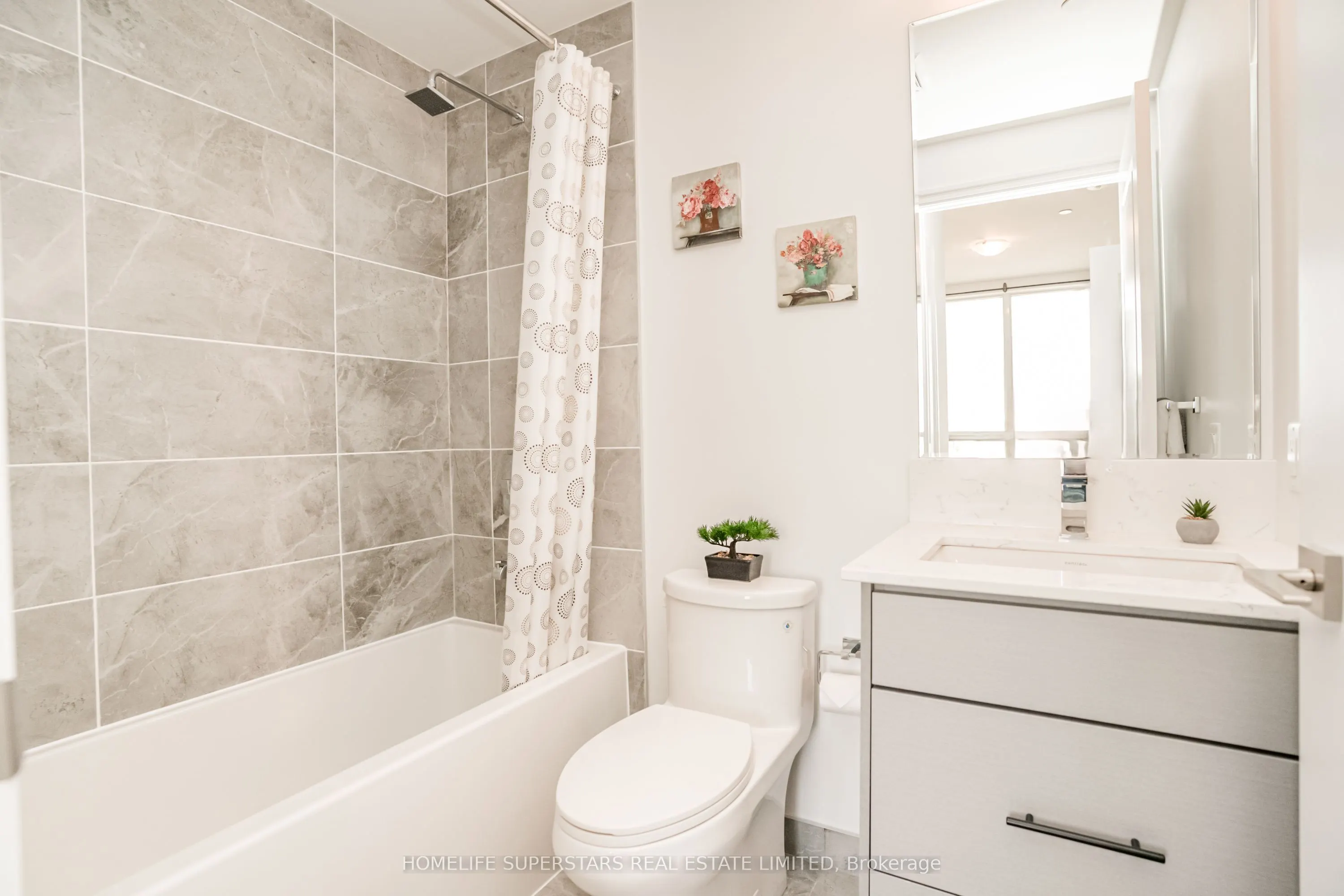 30 Elm Drive W #3911