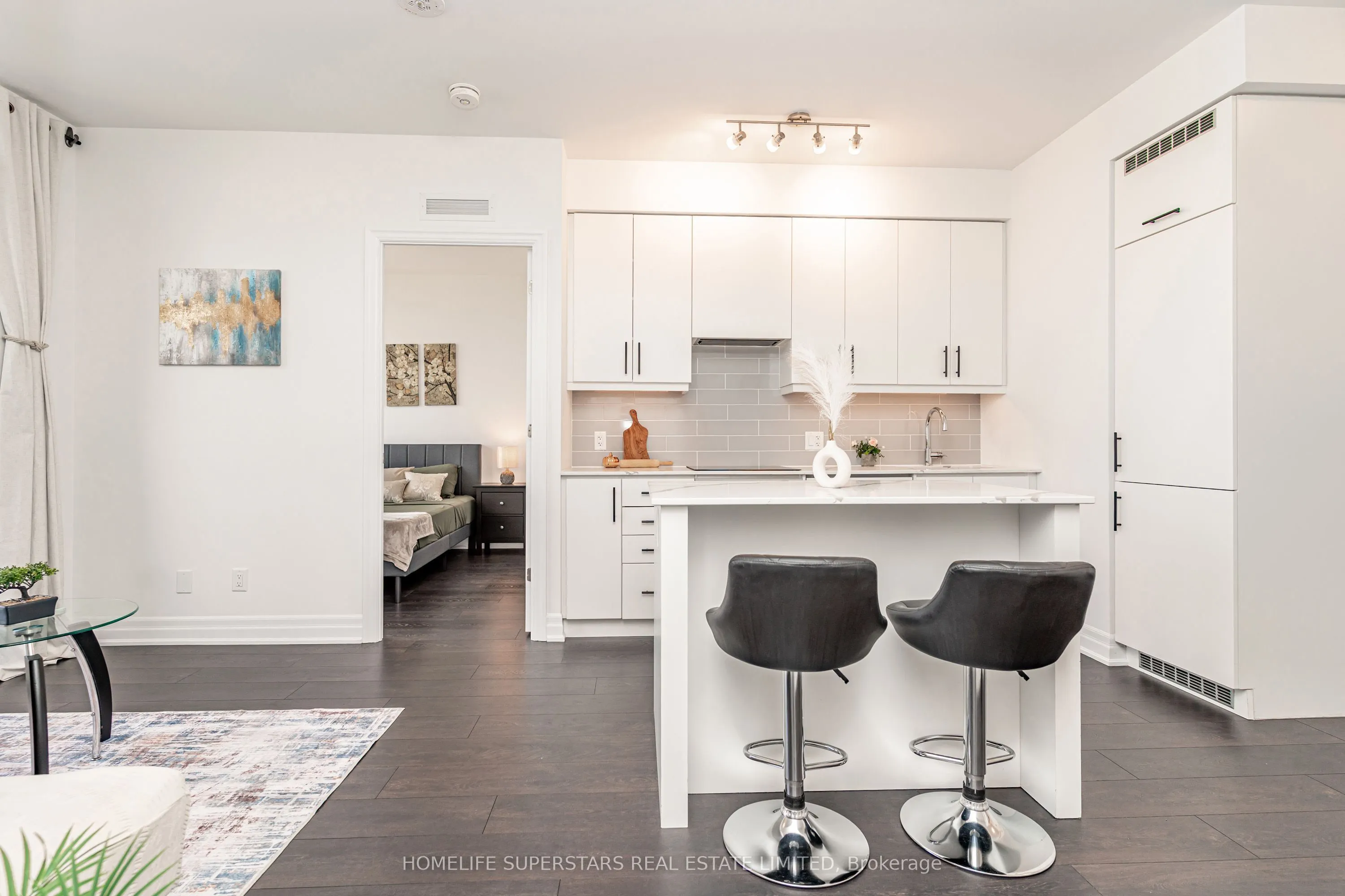 30 Elm Drive W #3911