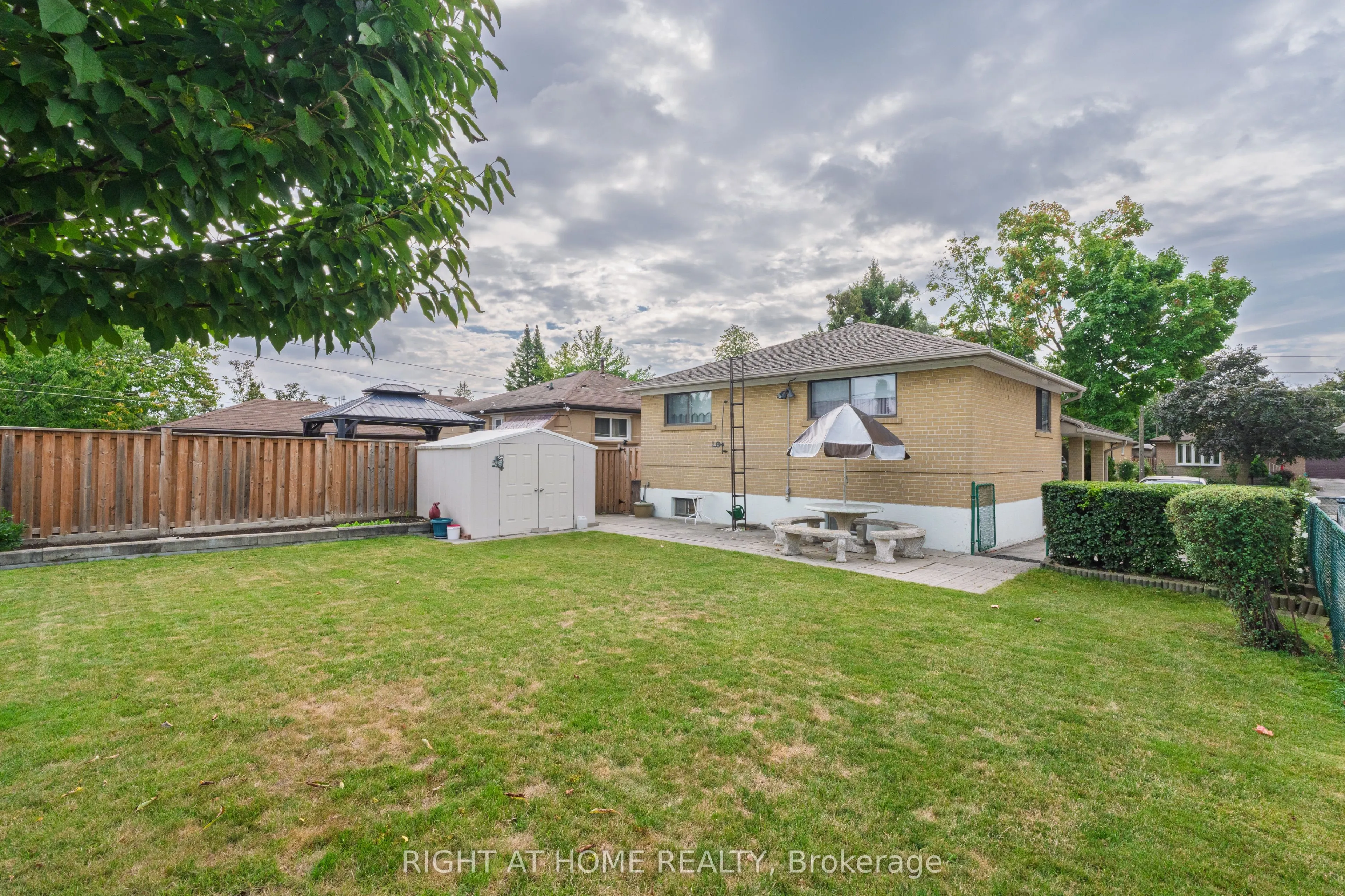 22 Monterrey Drive
