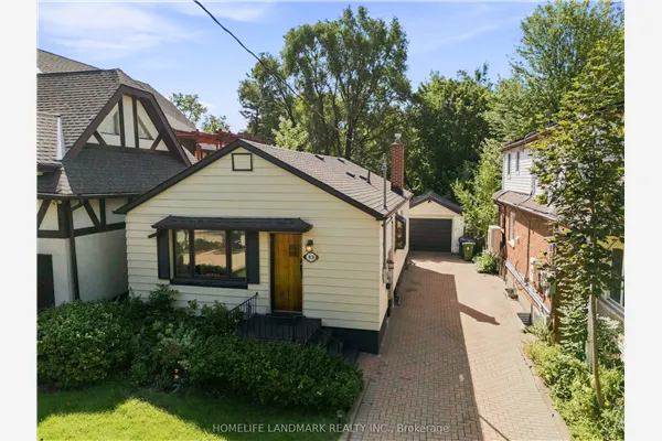 33 Ash Crescent