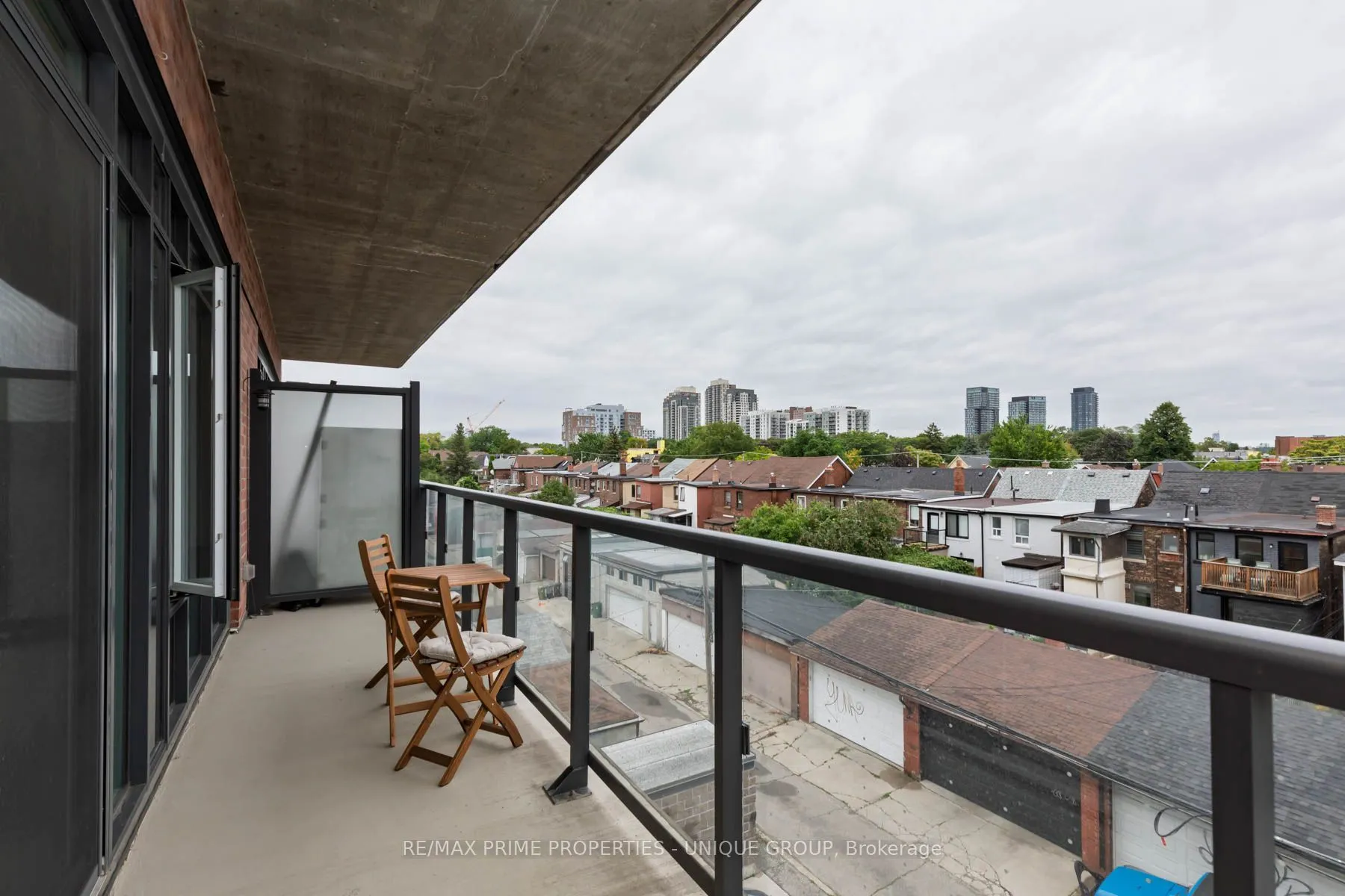 245 Perth Avenue #304