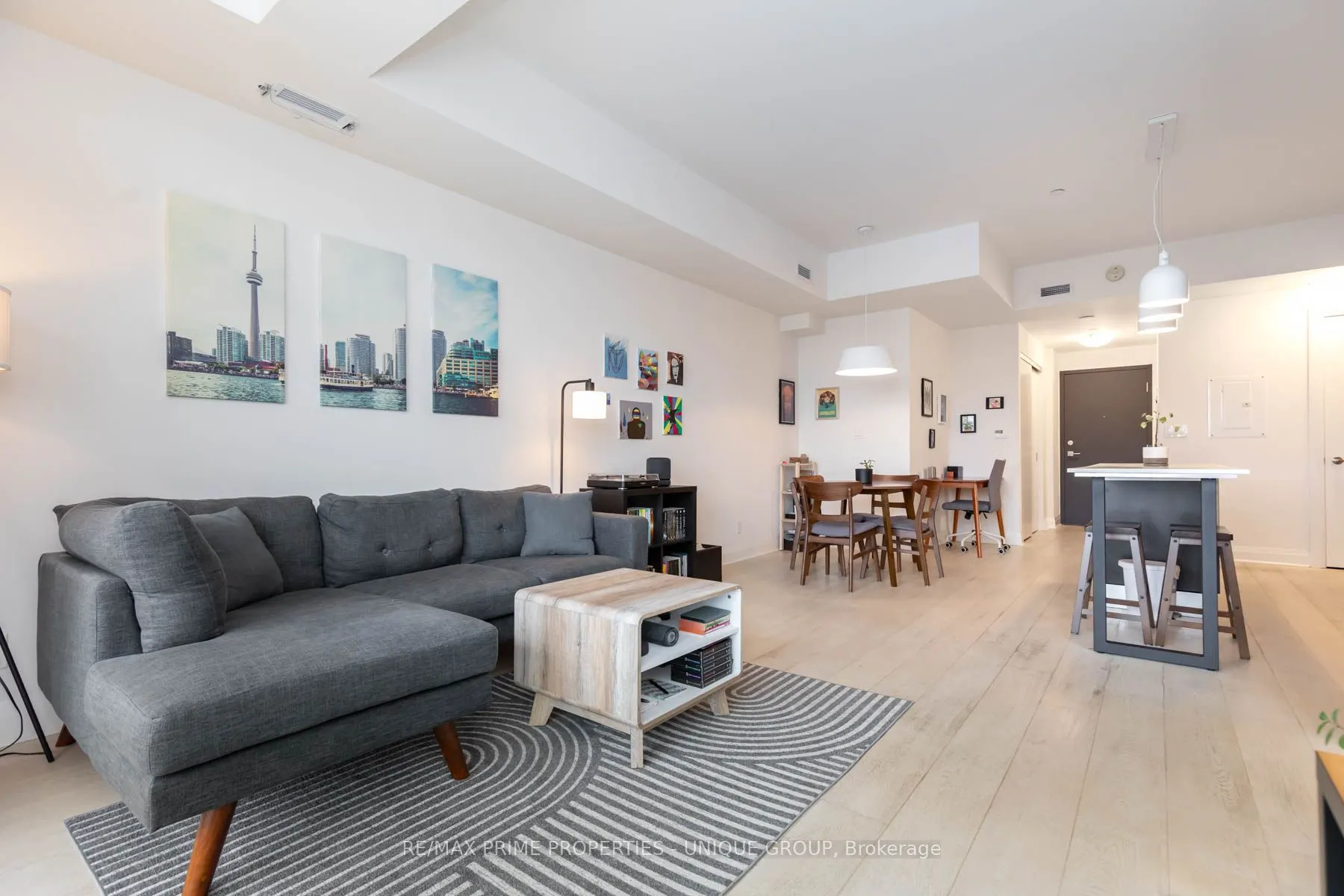 245 Perth Avenue #304