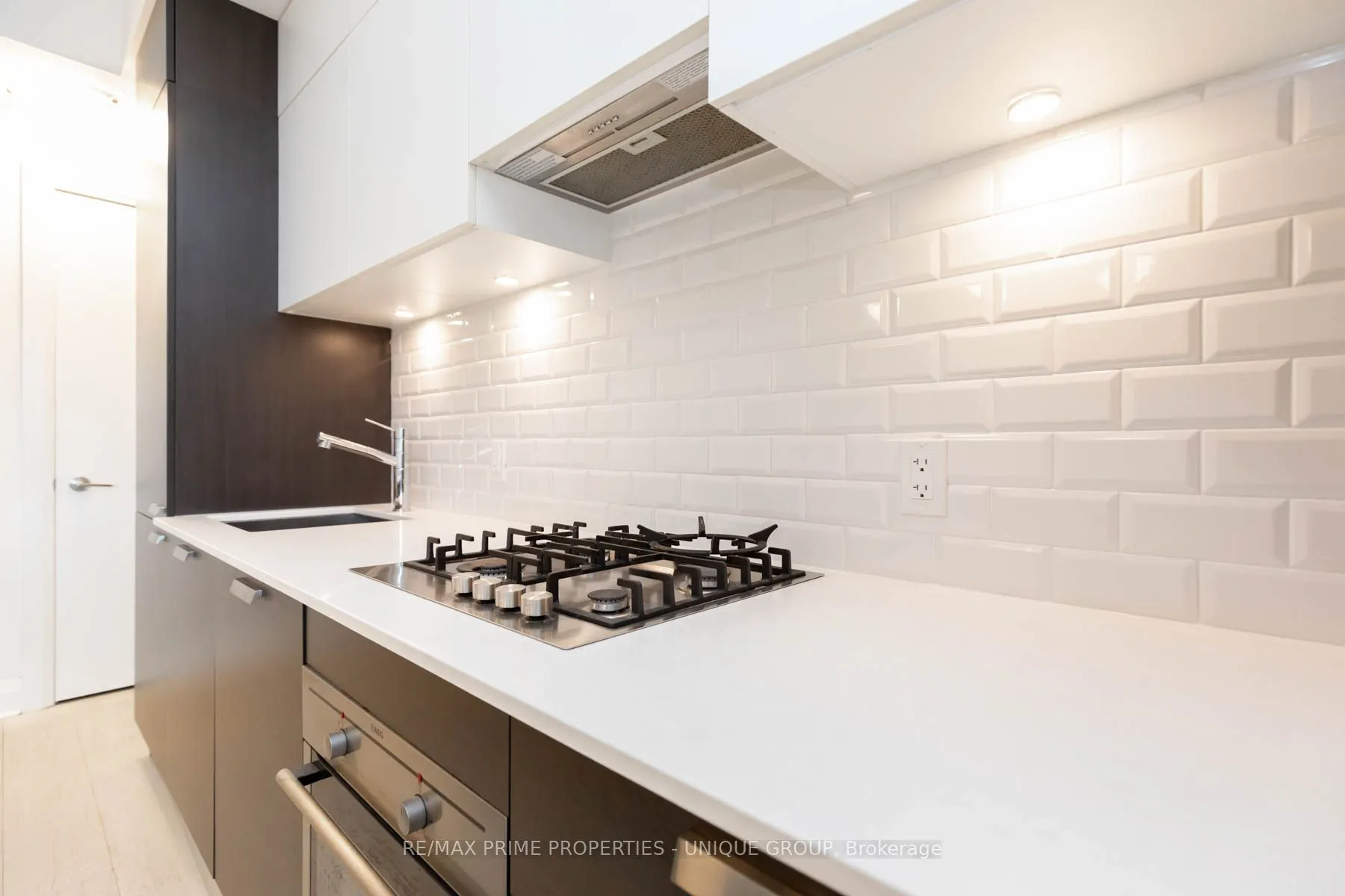 245 Perth Avenue #304