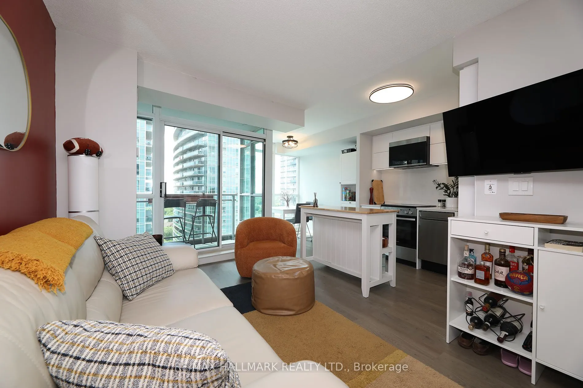 185 Legion Road N #1810