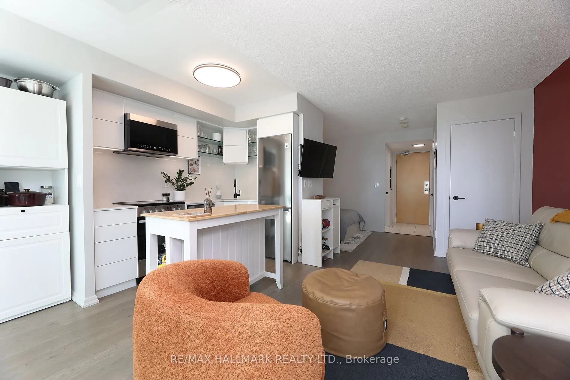 185 Legion Road N #1810