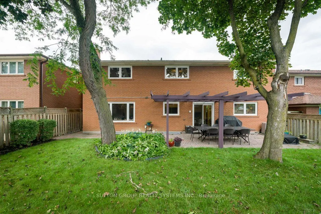 93 Poplar Heights Drive