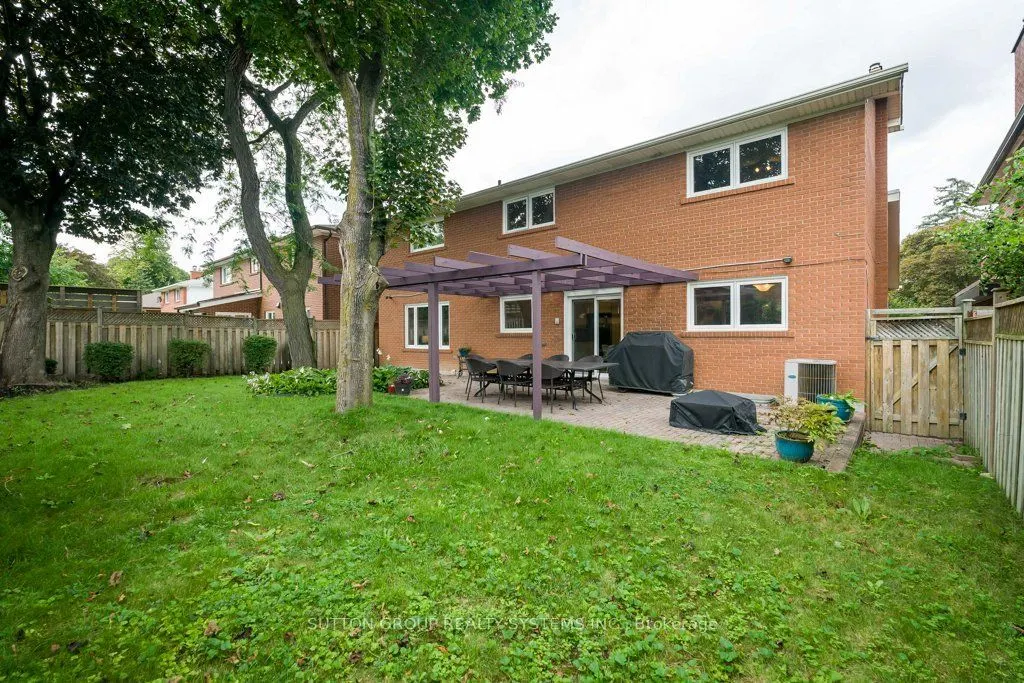 93 Poplar Heights Drive