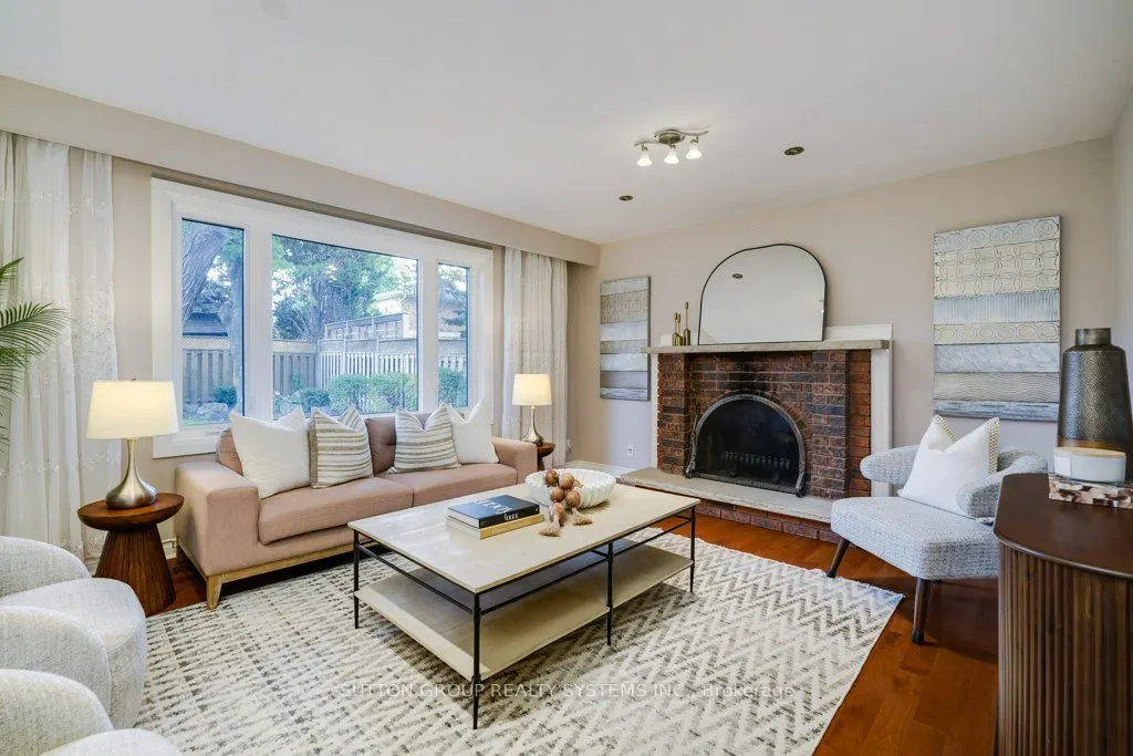 93 Poplar Heights Drive