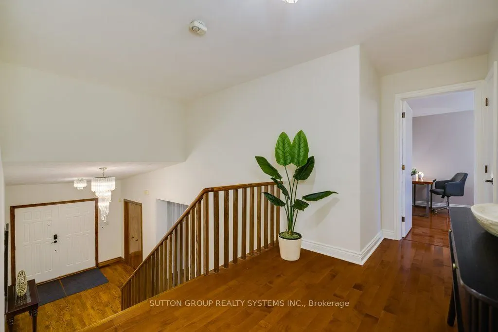 93 Poplar Heights Drive