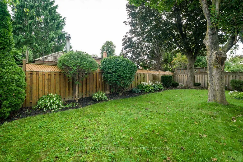 93 Poplar Heights Drive