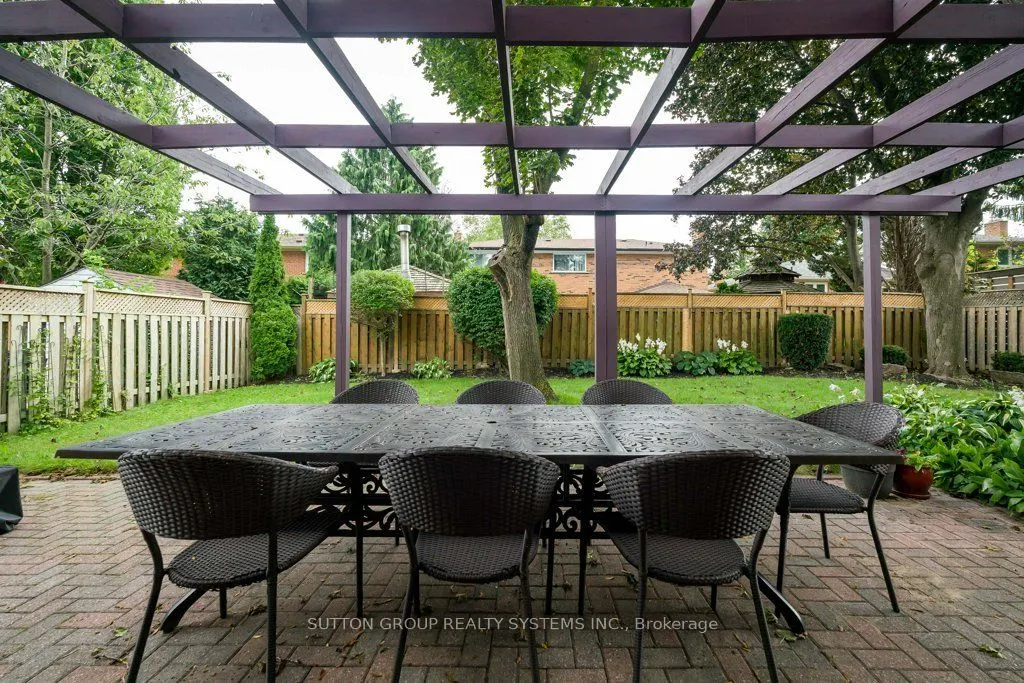 93 Poplar Heights Drive