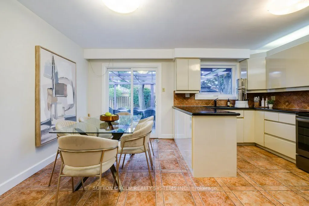 93 Poplar Heights Drive