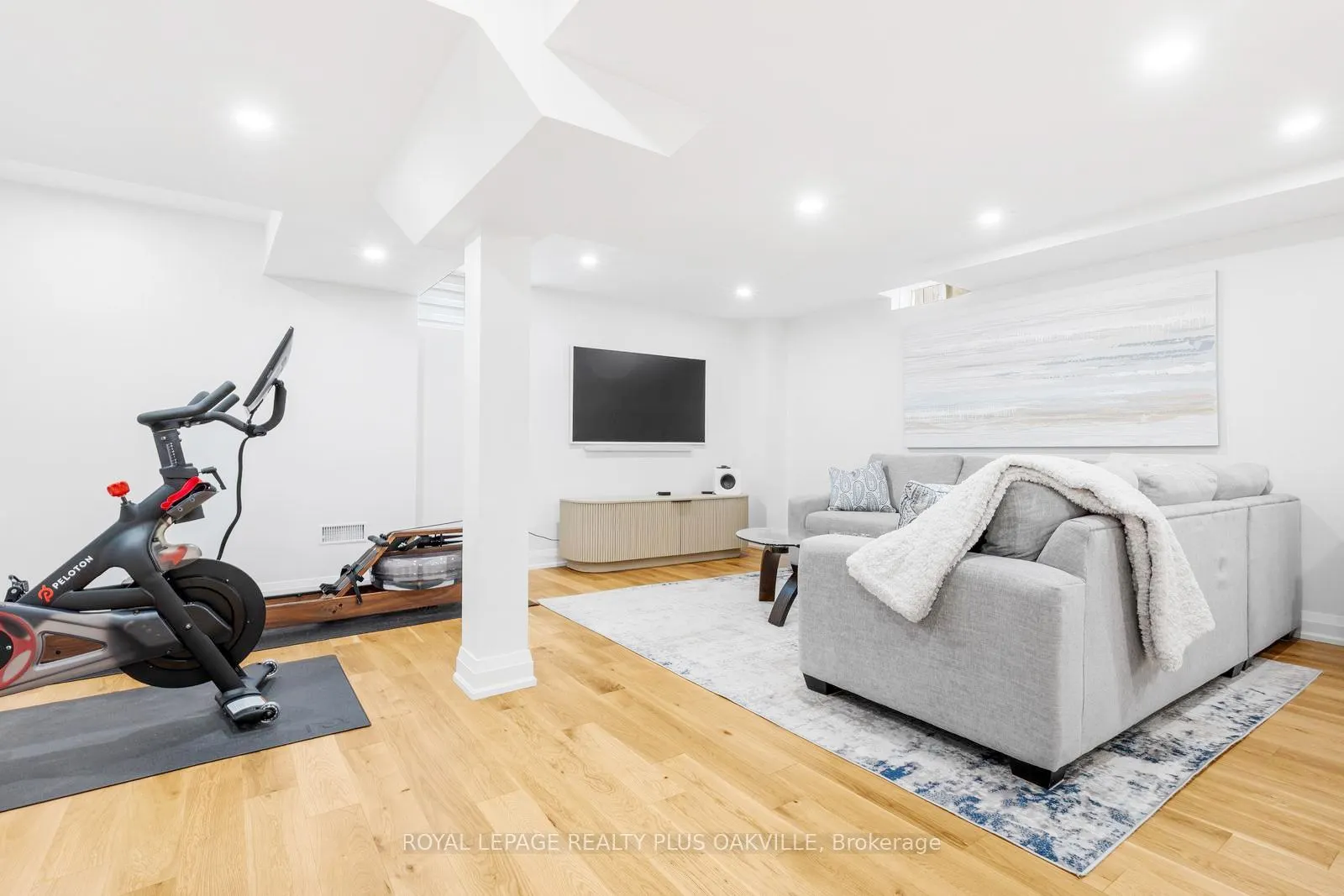 3119 Hedges Drive