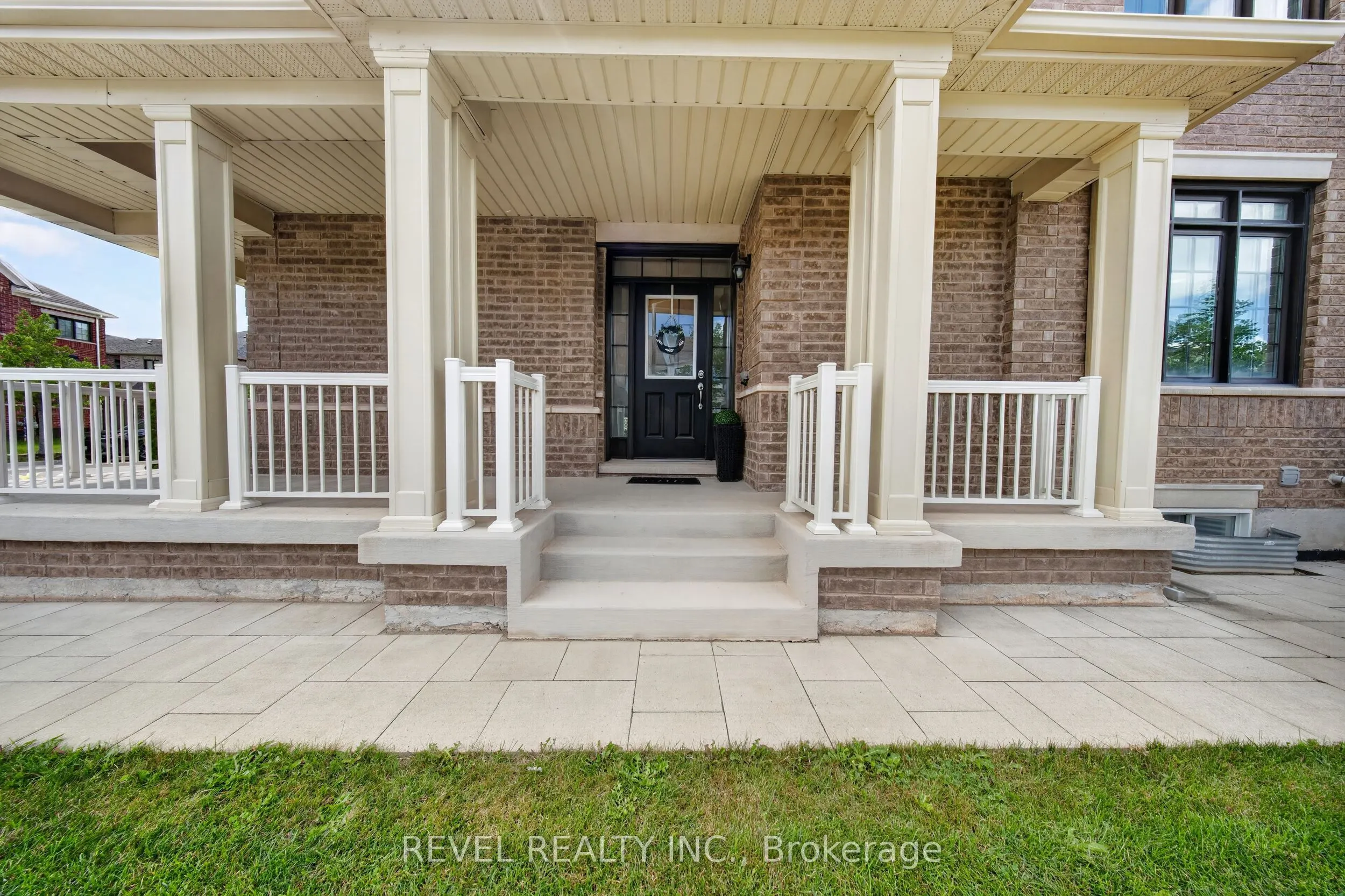 455 Ramsey Place