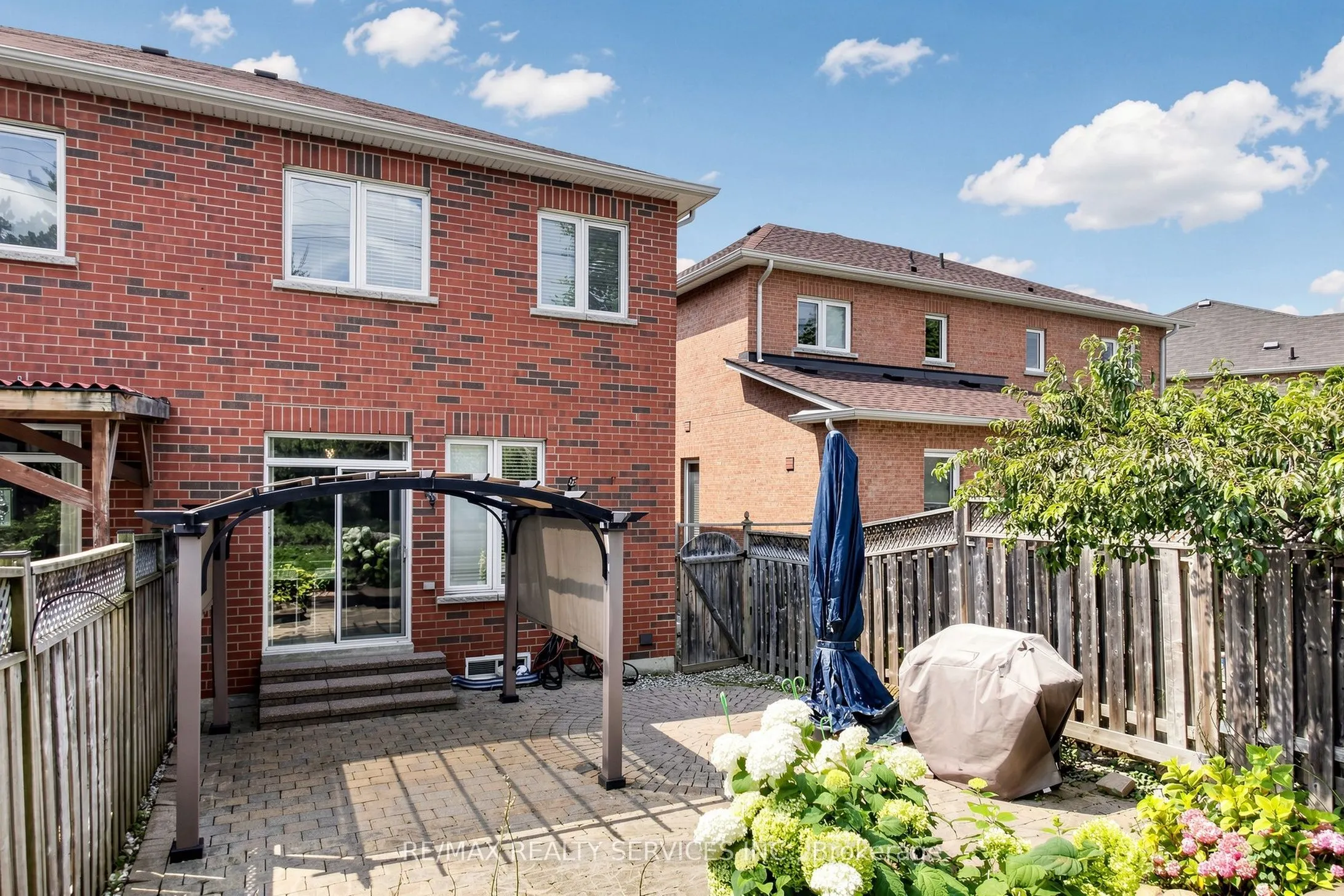 50 Rocky Point Crescent