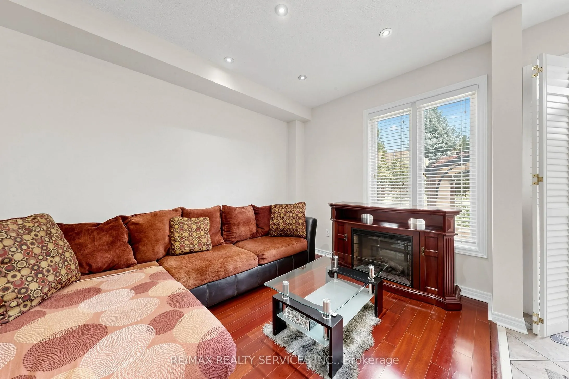 50 Rocky Point Crescent
