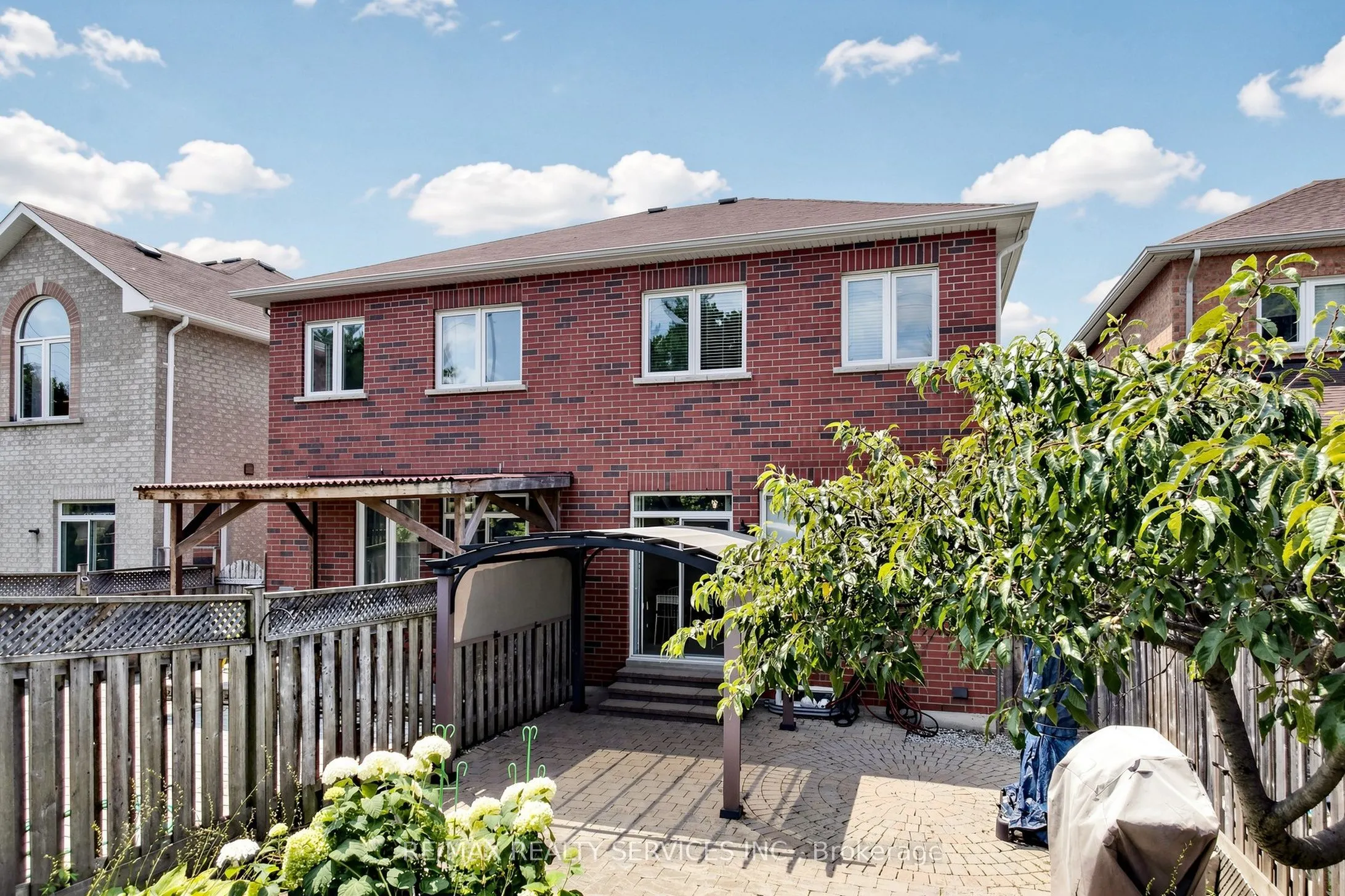 50 Rocky Point Crescent