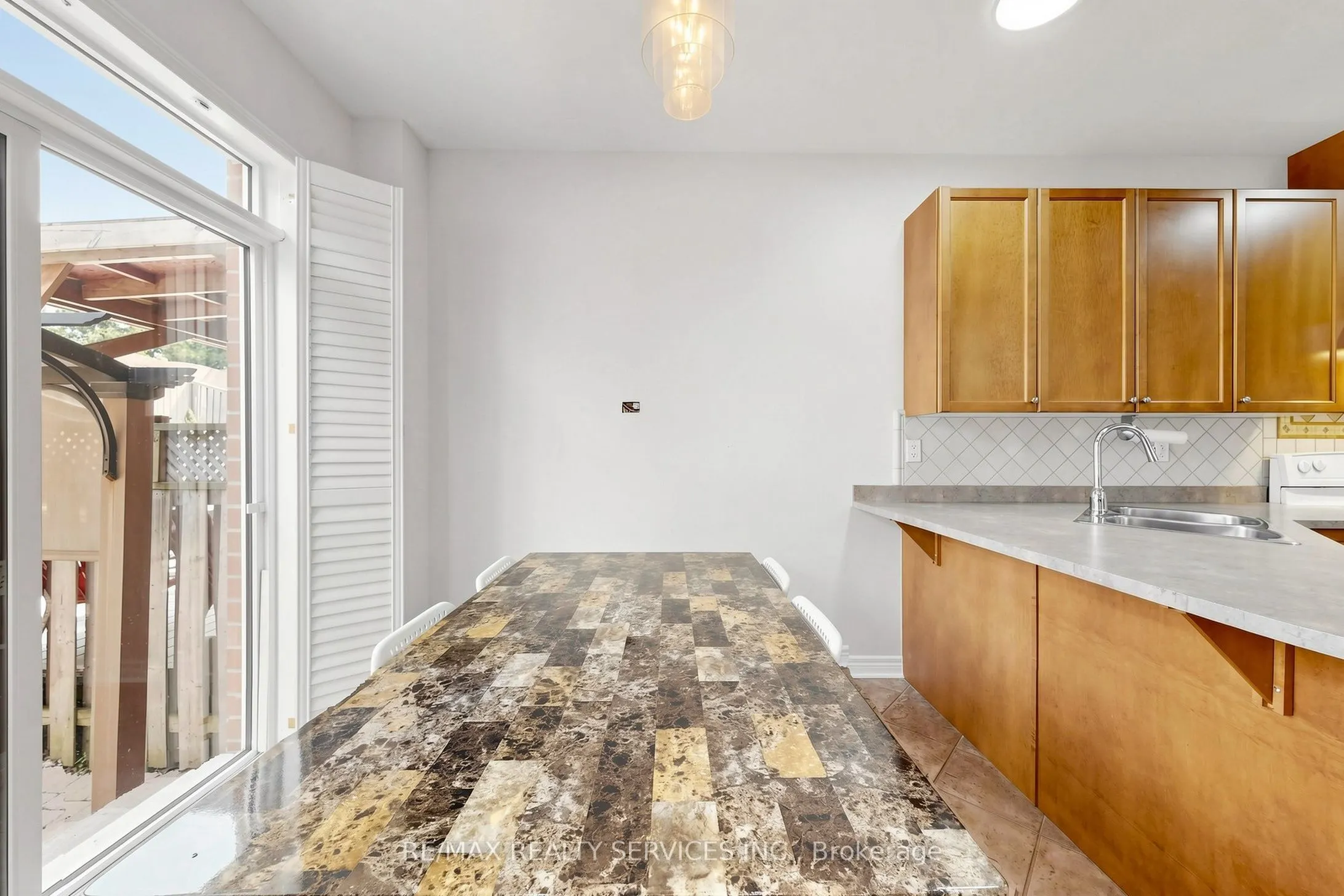 50 Rocky Point Crescent