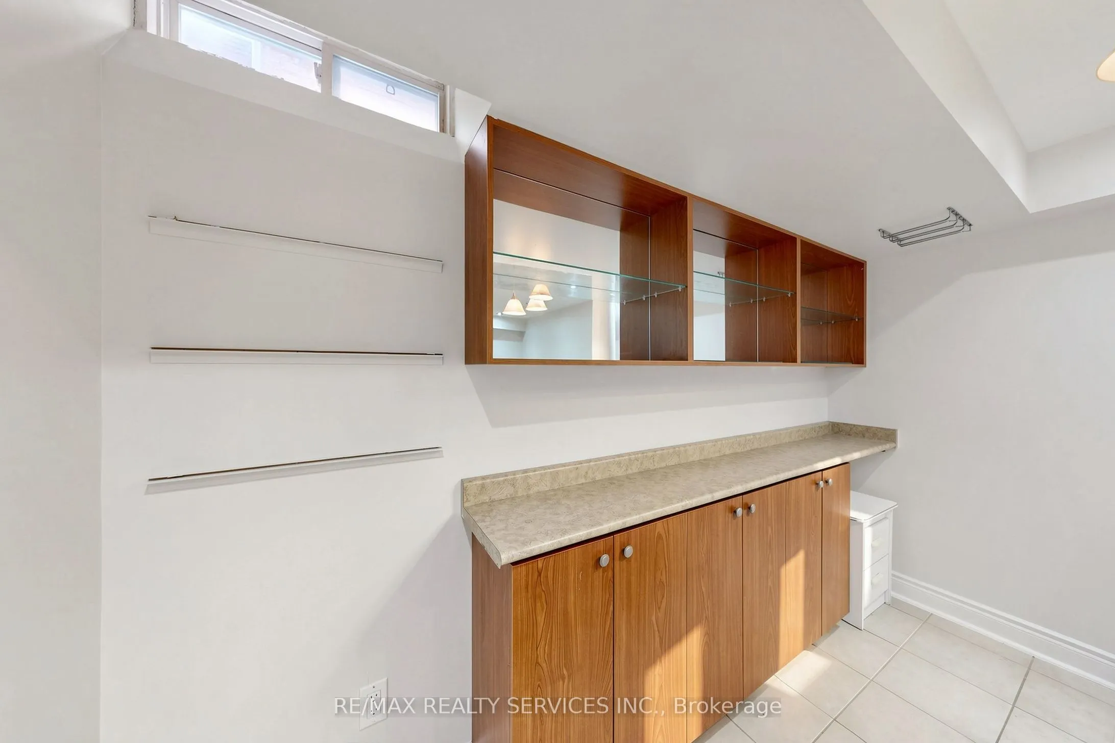 50 Rocky Point Crescent