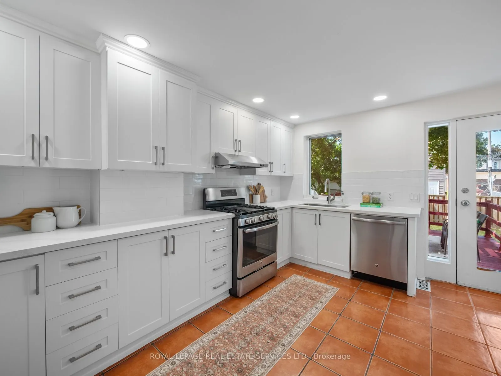 554 Runnymede Road