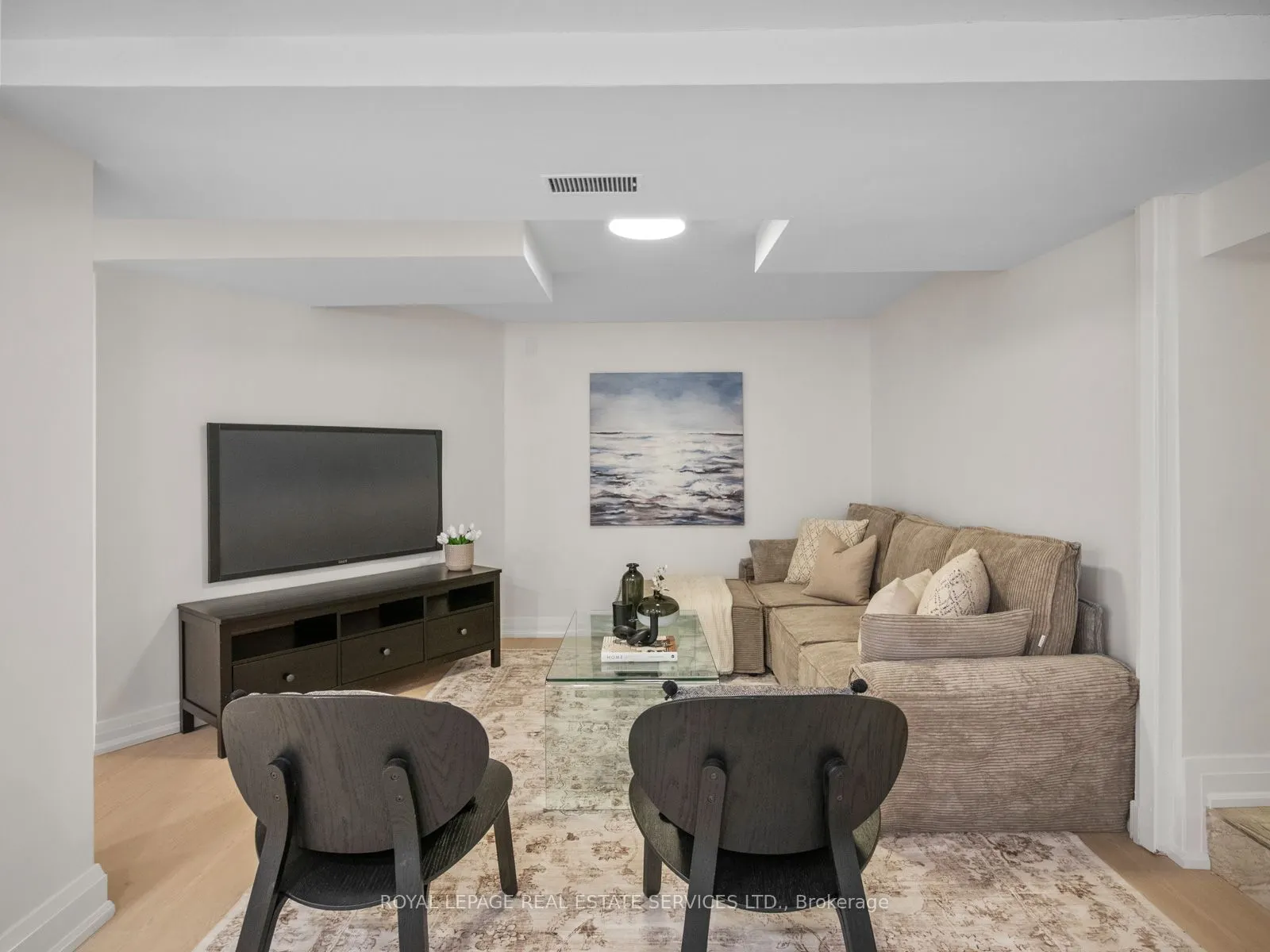 554 Runnymede Road