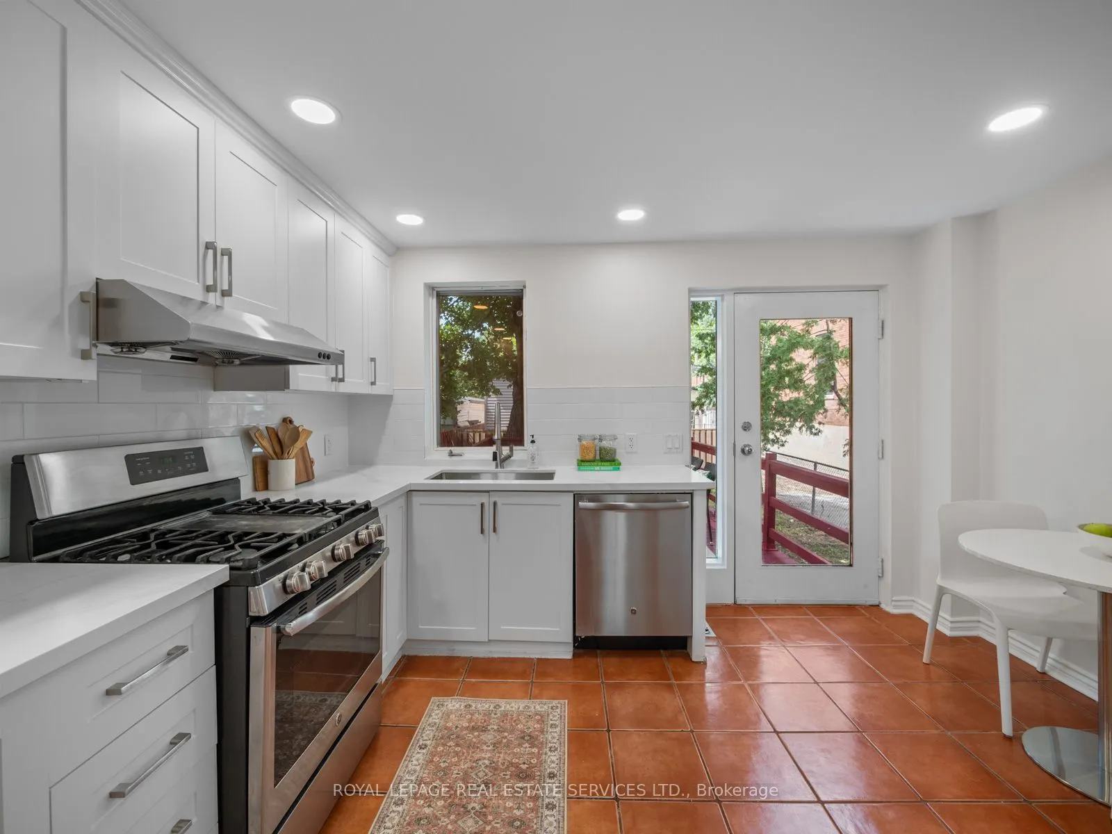 554 Runnymede Road