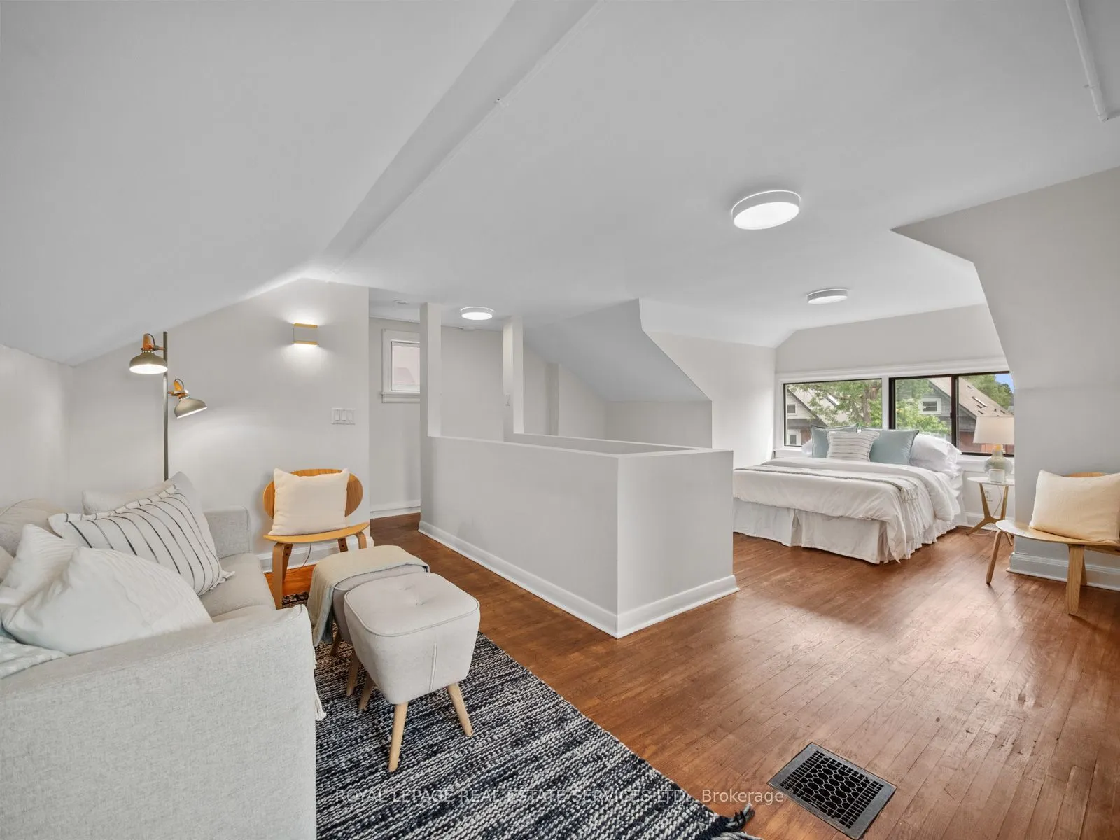 554 Runnymede Road
