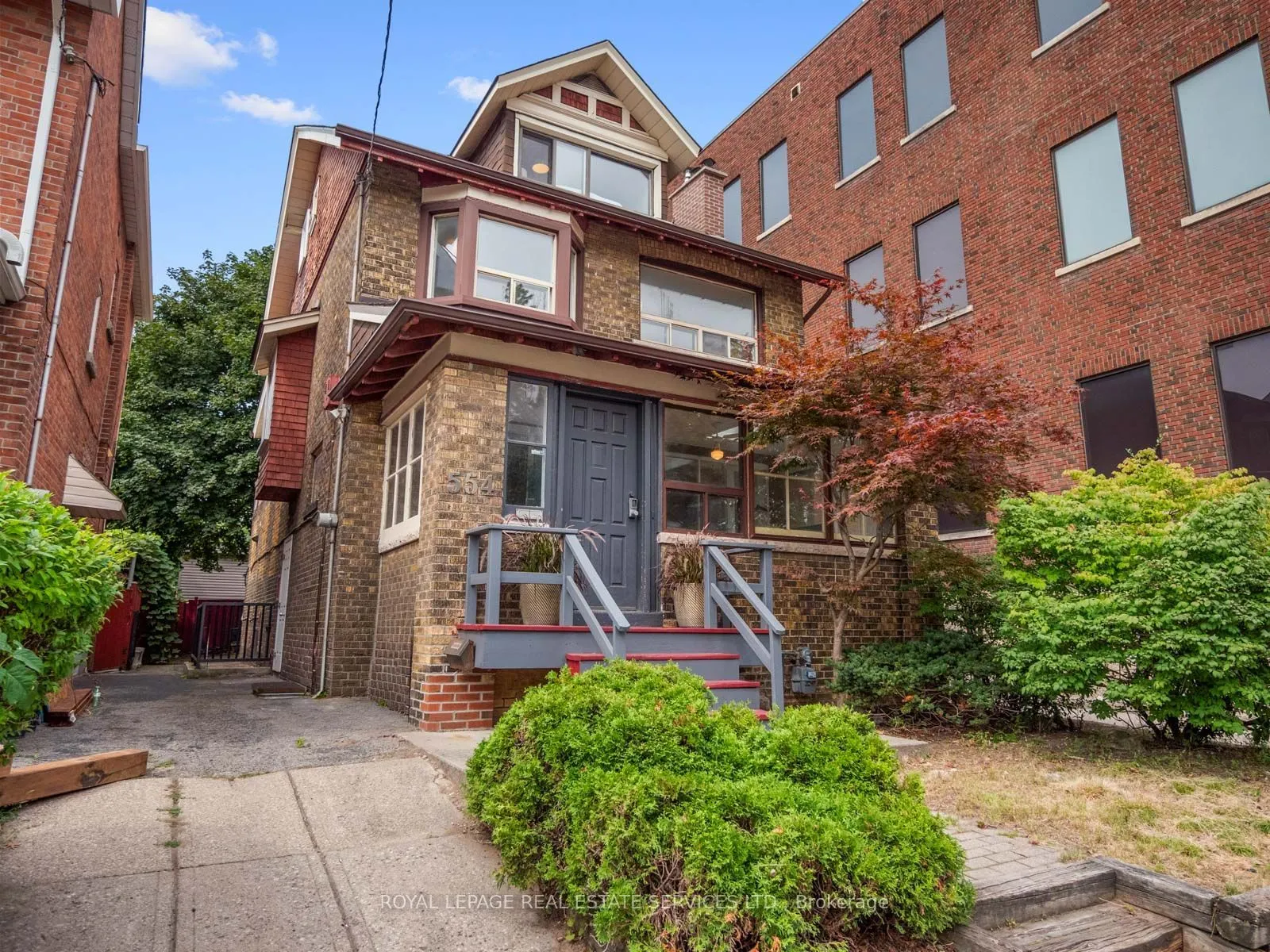 554 Runnymede Road