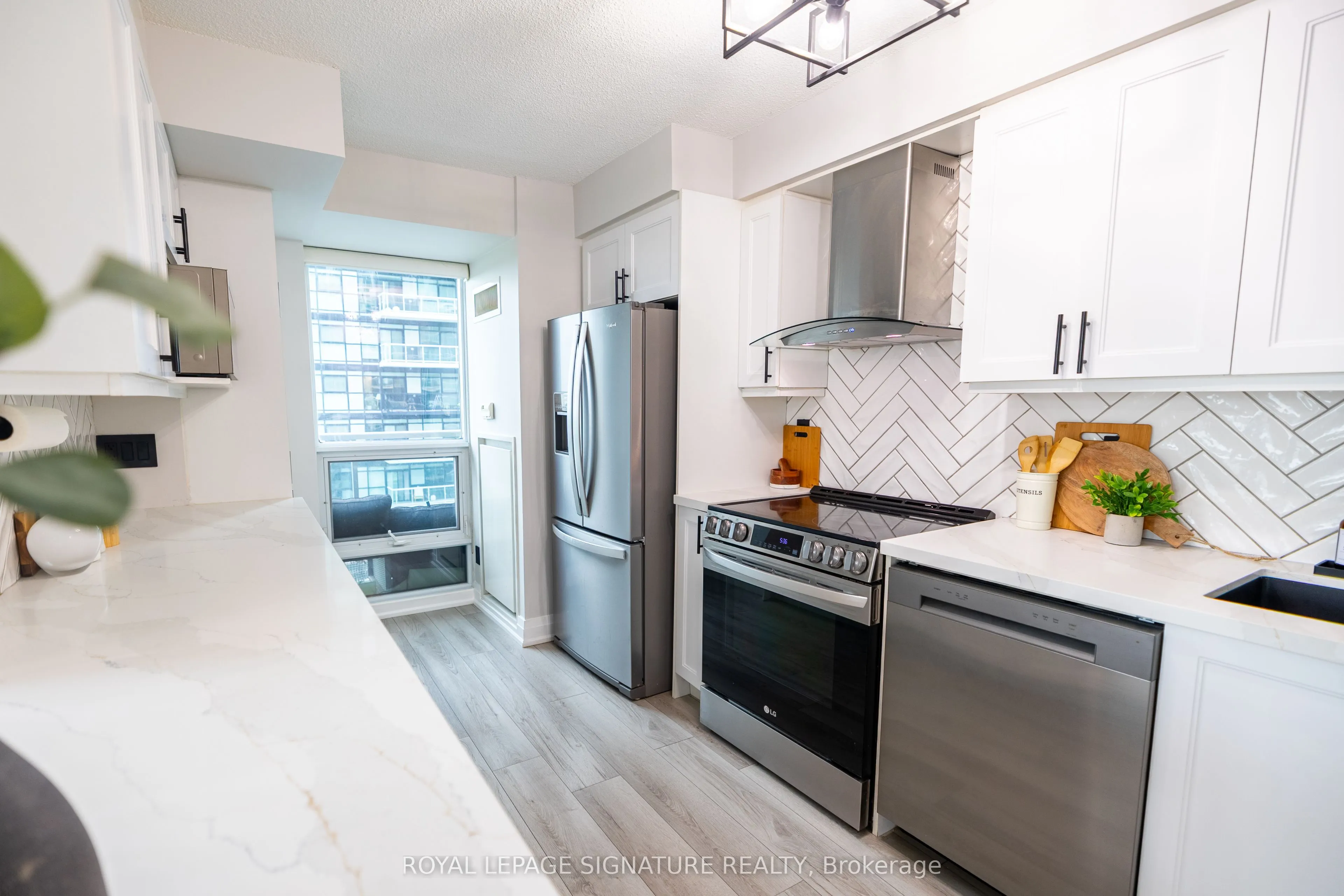 155 Legion Road N #1905
