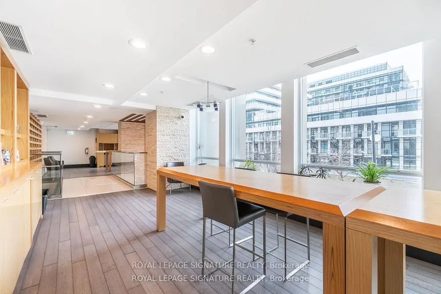 155 Legion Road N #1905