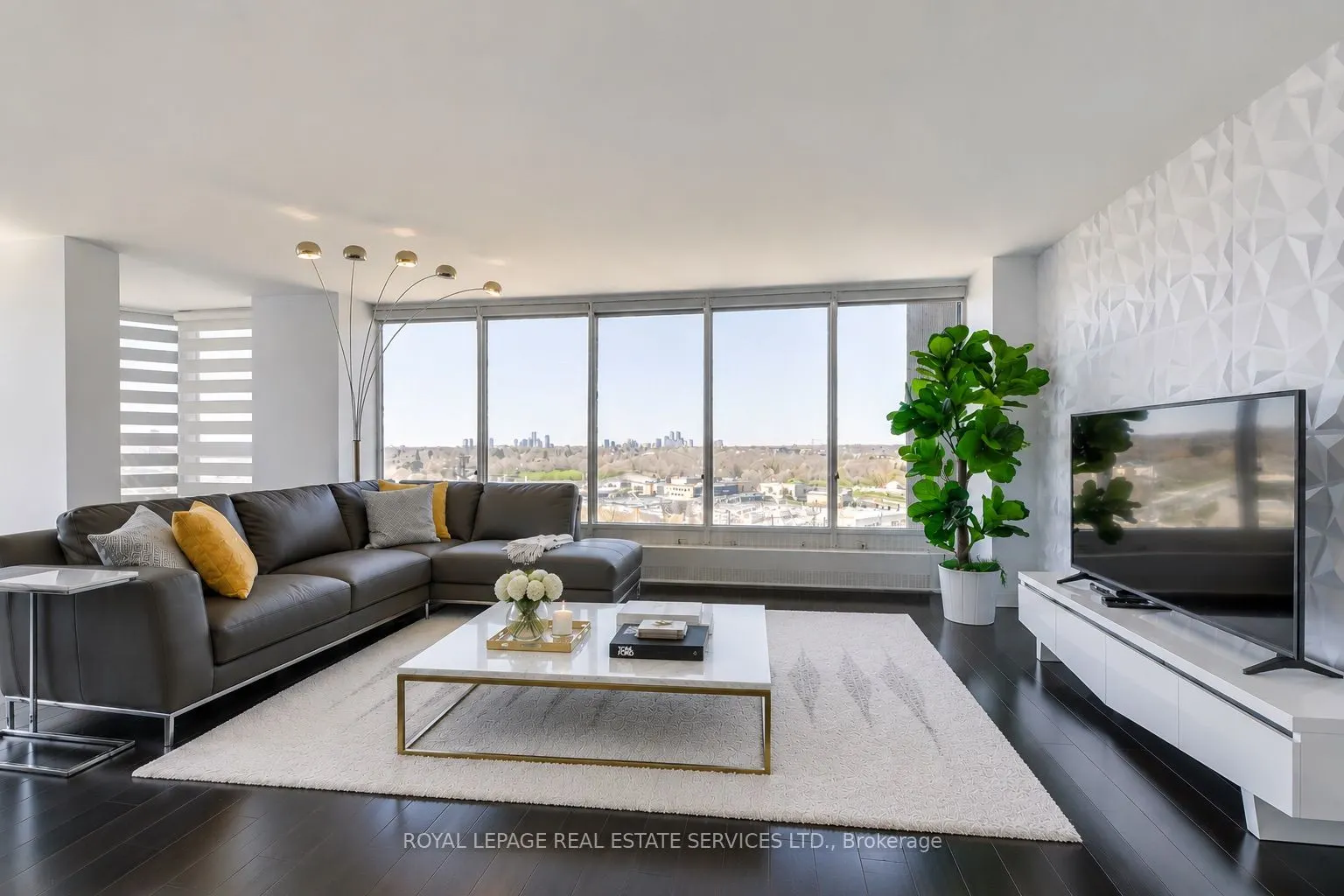 2045 Lake Shore Boulevard W #1607